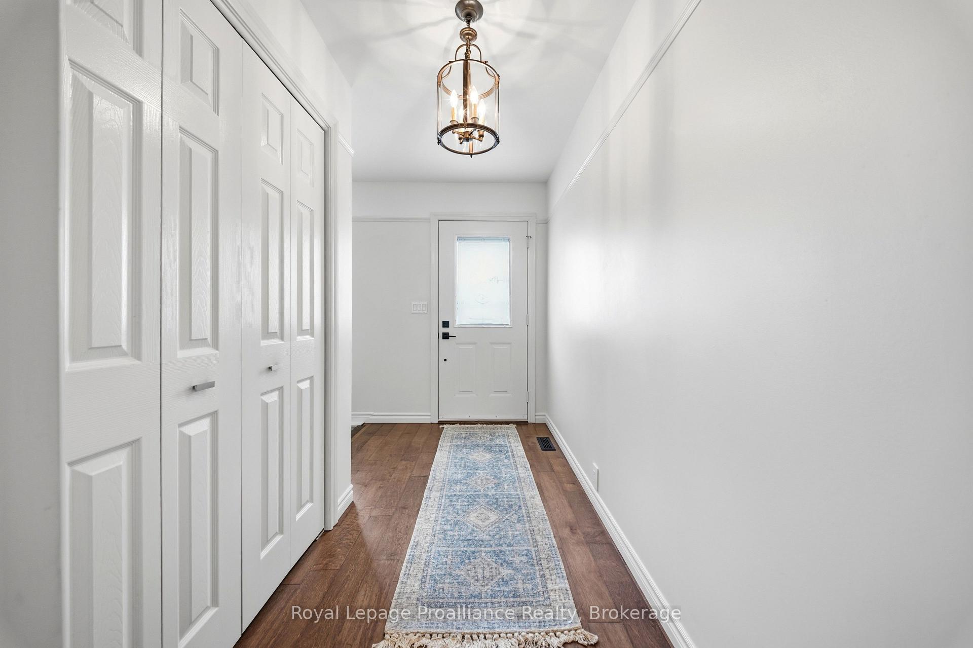 Photo 5 of 17 Alder Court, Belleville, Belleville Ward — HOMEH