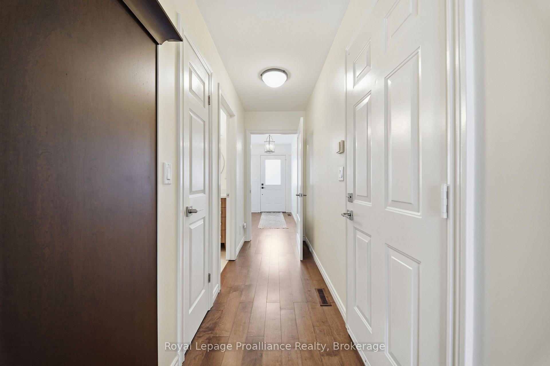 Photo 8 of 17 Alder Court, Belleville, Belleville Ward — HOMEH