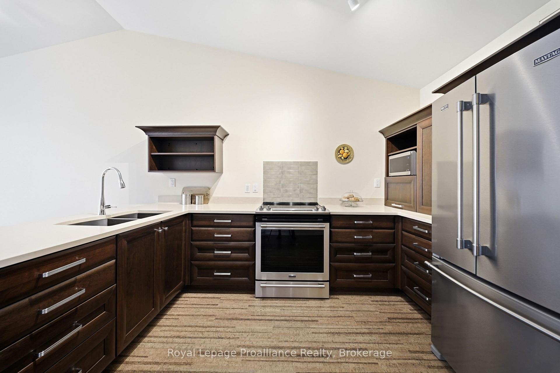 Photo 9 of 17 Alder Court, Belleville, Belleville Ward — HOMEH