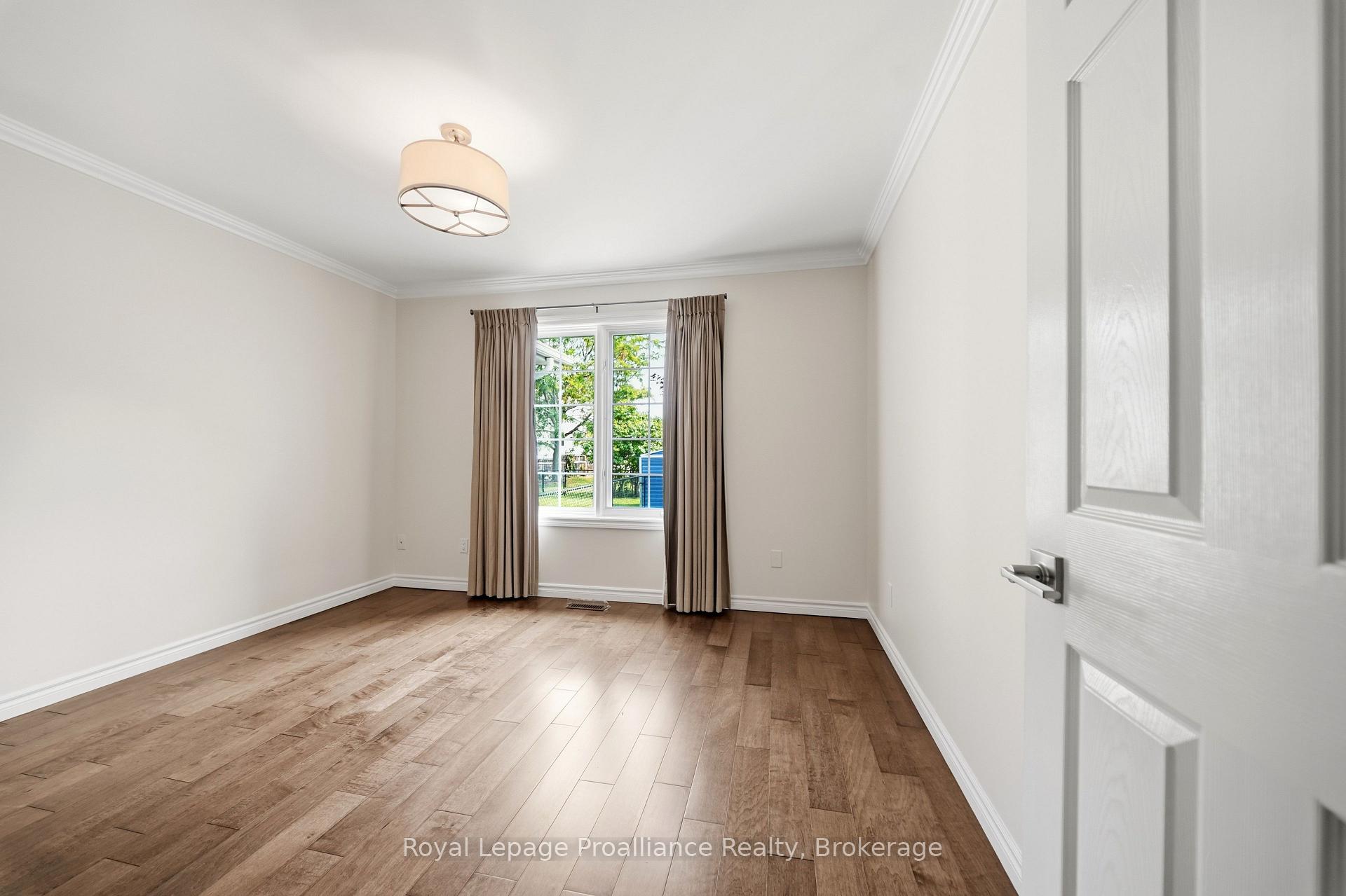 Photo 20 of 17 Alder Court, Belleville, Belleville Ward — HOMEH
