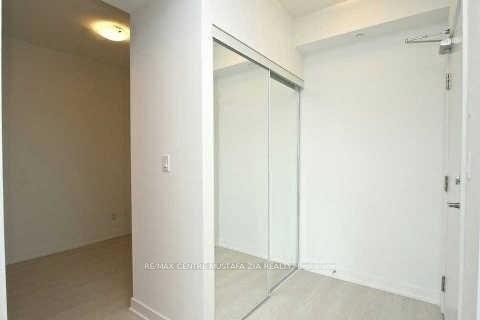 Photo 2 of Unit 915, 20 Bruyeres Mews, Toronto, Niagara — HOMEH