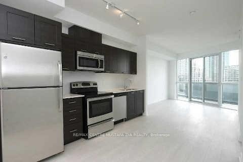Photo 5 of Unit 915, 20 Bruyeres Mews, Toronto, Niagara — HOMEH