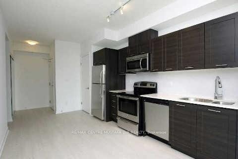 Photo 7 of Unit 915, 20 Bruyeres Mews, Toronto, Niagara — HOMEH