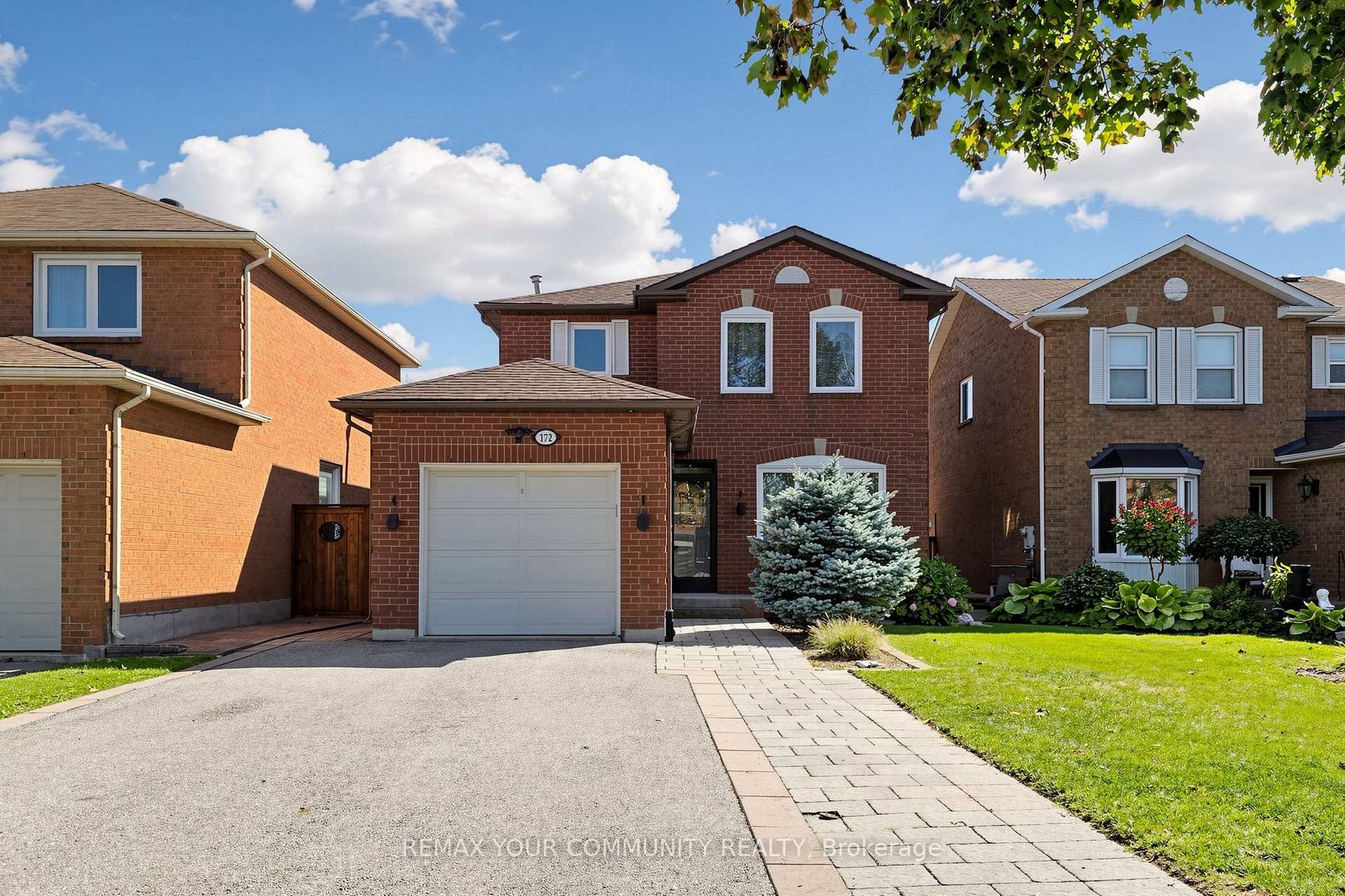 Photo 1 of 172 Patna Crescent, Vaughan, Maple — HOMEH