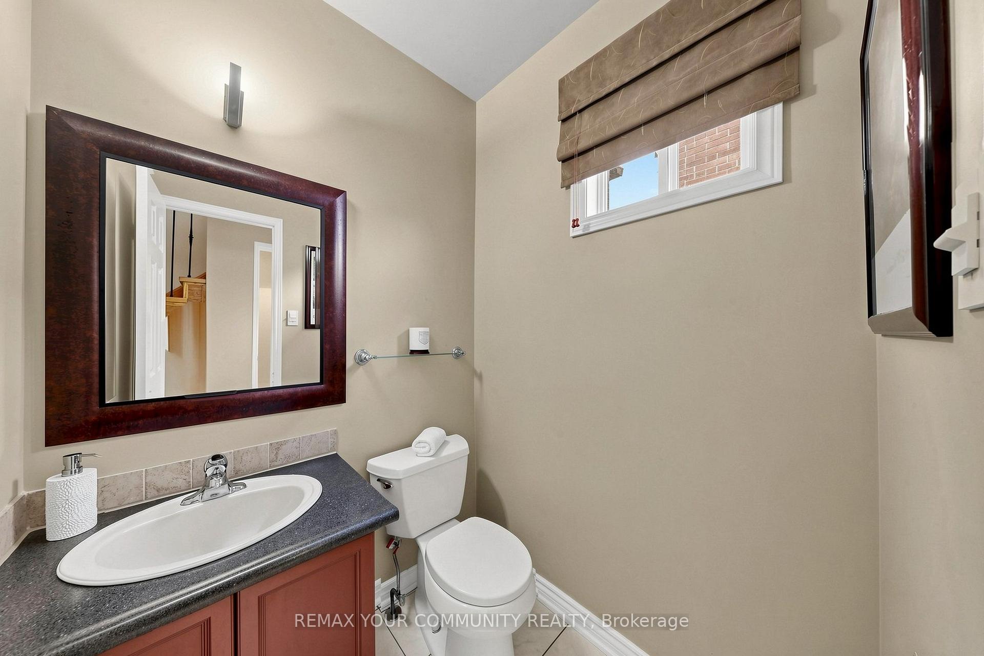Photo 17 of 172 Patna Crescent, Vaughan, Maple — HOMEH