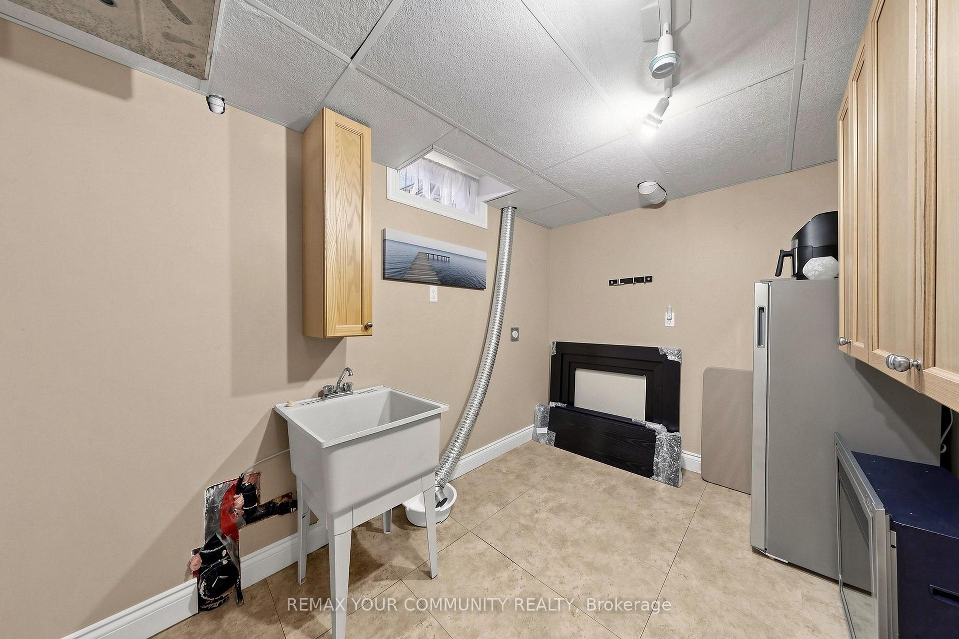 Photo 42 of 172 Patna Crescent, Vaughan, Maple — HOMEH