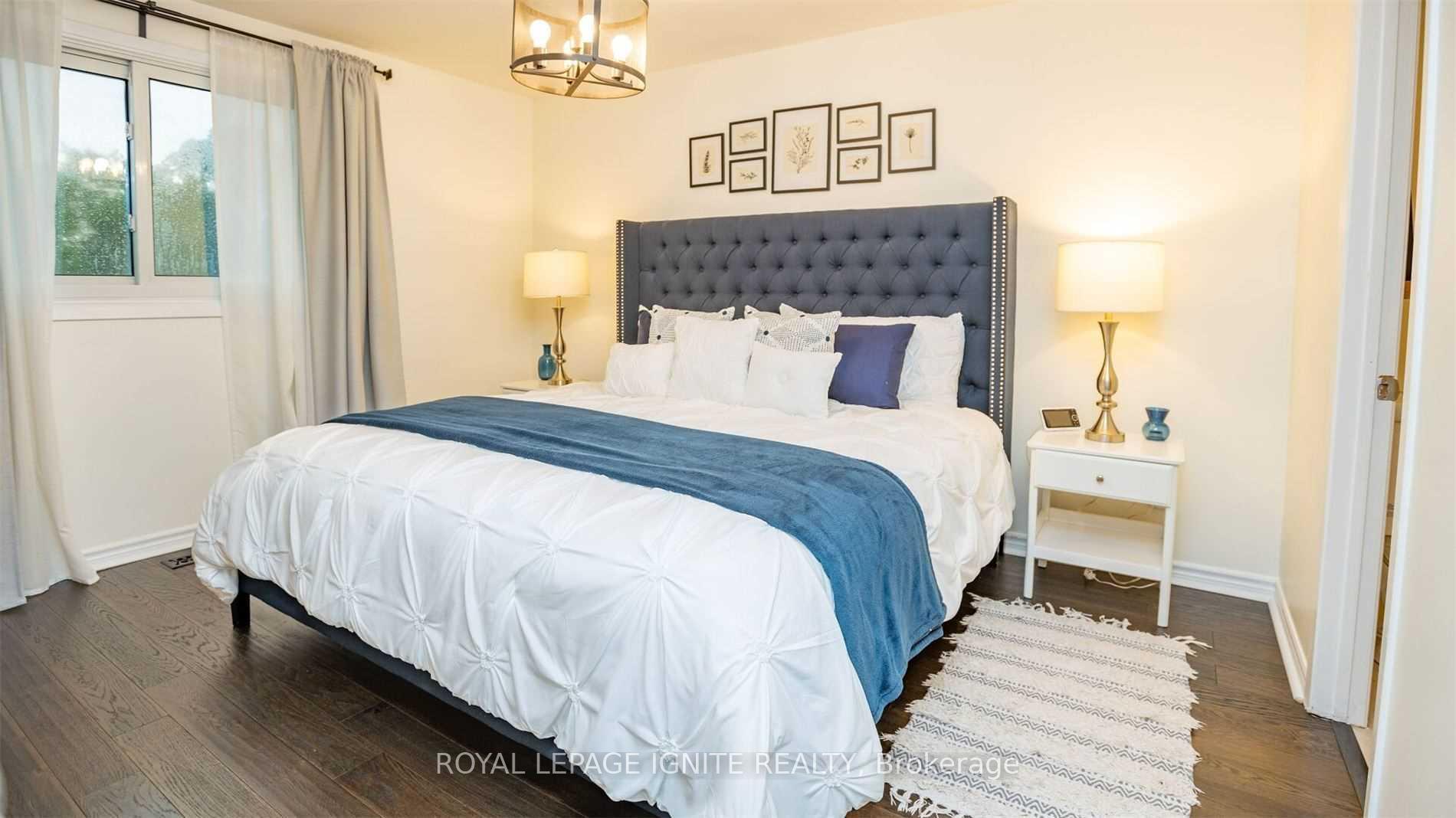 Photo 9 of 563 Berwick Crescent, Oshawa, McLaughlin — HOMEH