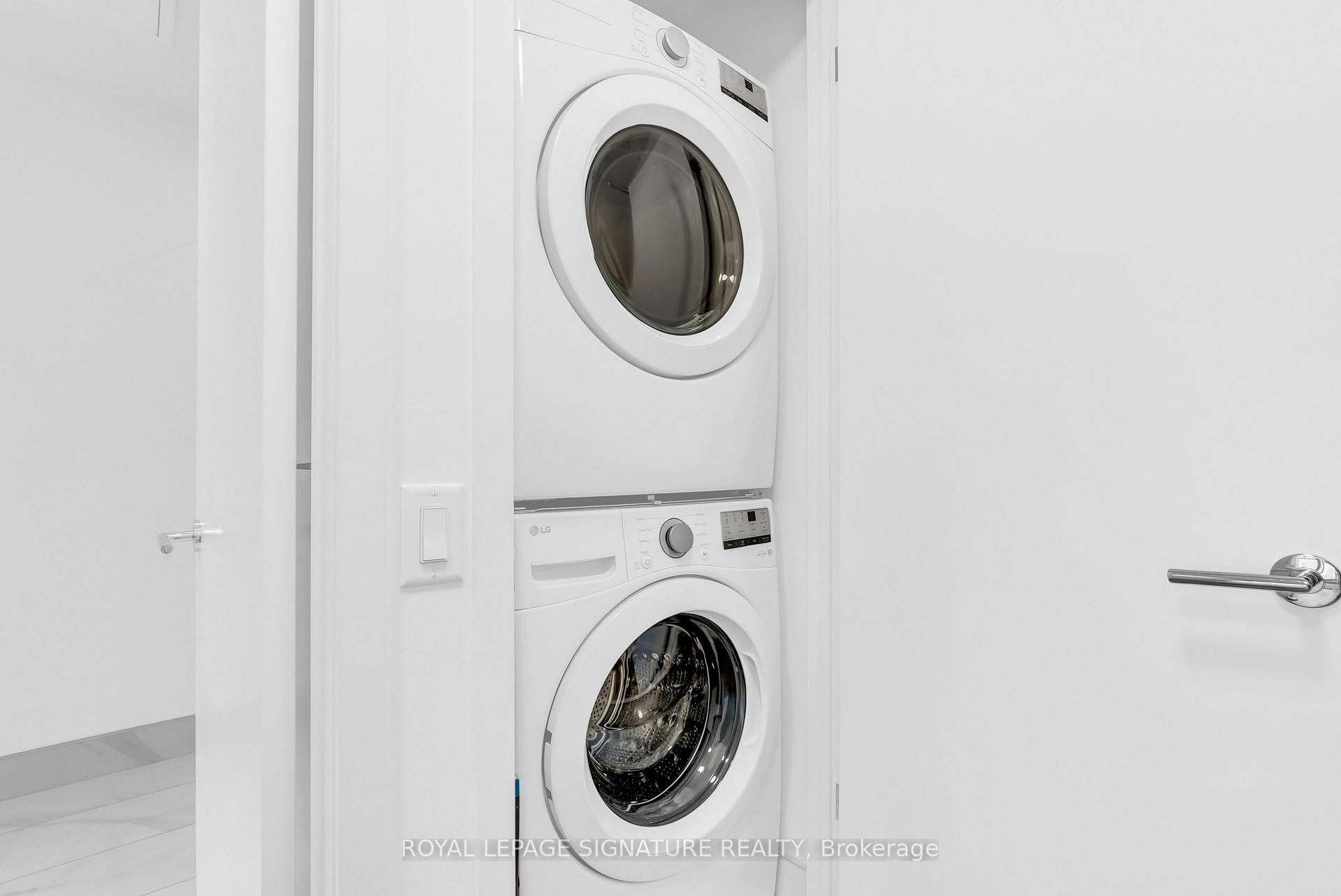Photo 14 of Unit 212, 863 St. Clair Avenue W, Toronto, Wychwood — HOMEH