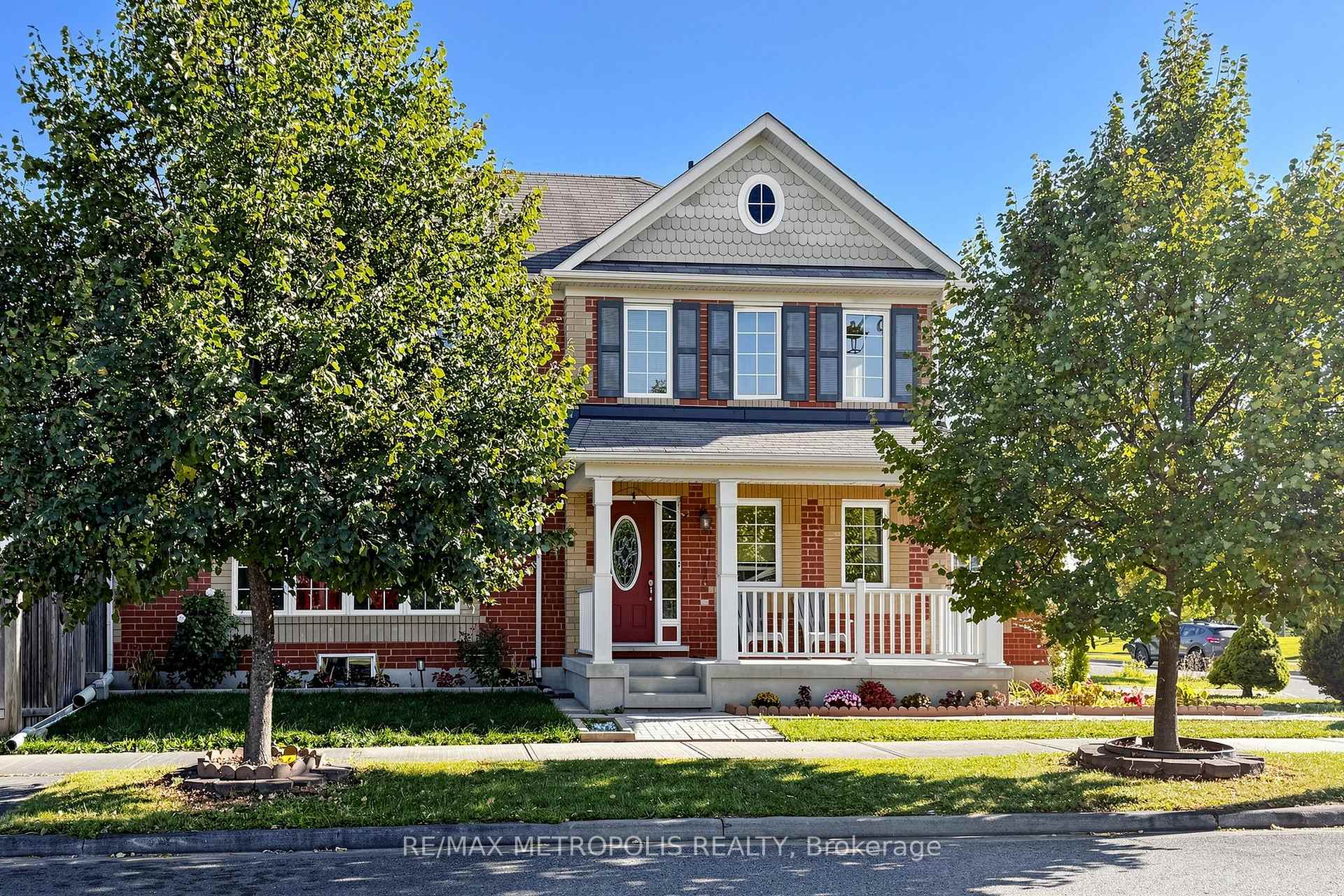 Photo 6 of 1913 Liatris Drive, Pickering, Duffin Heights — HOMEH