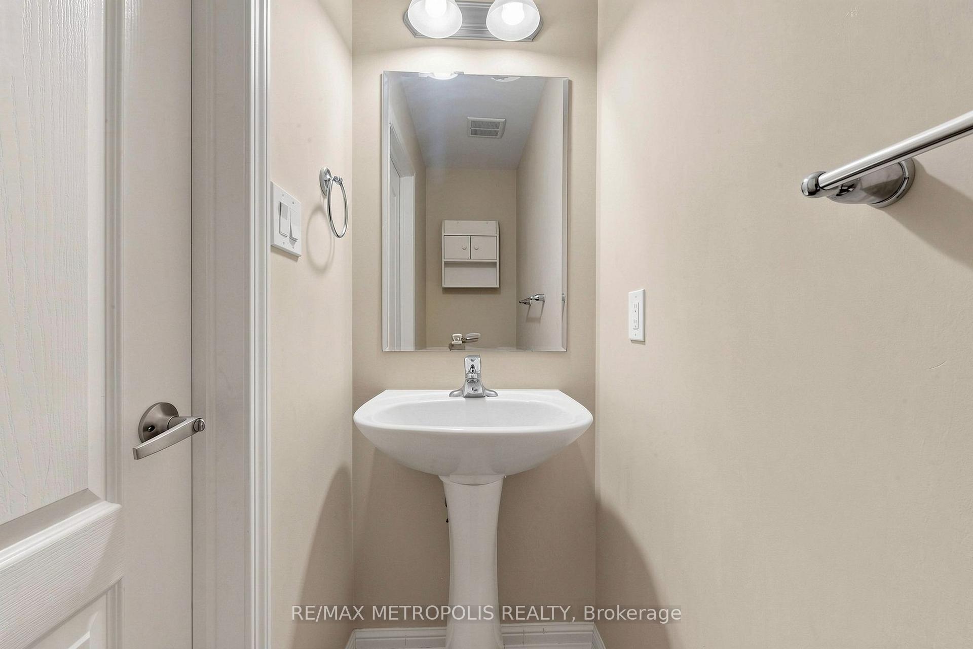 Photo 25 of 1913 Liatris Drive, Pickering, Duffin Heights — HOMEH