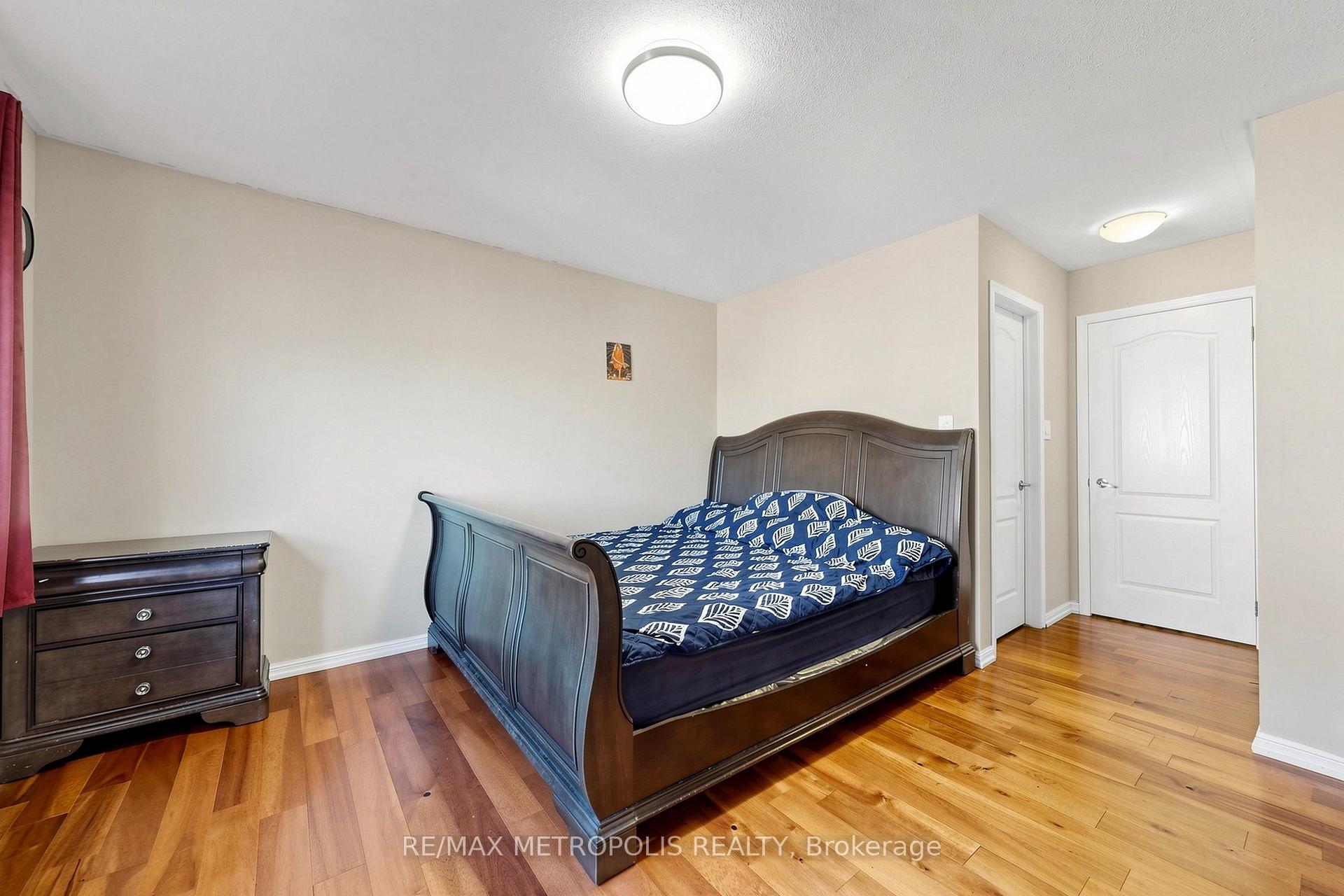 Photo 27 of 1913 Liatris Drive, Pickering, Duffin Heights — HOMEH