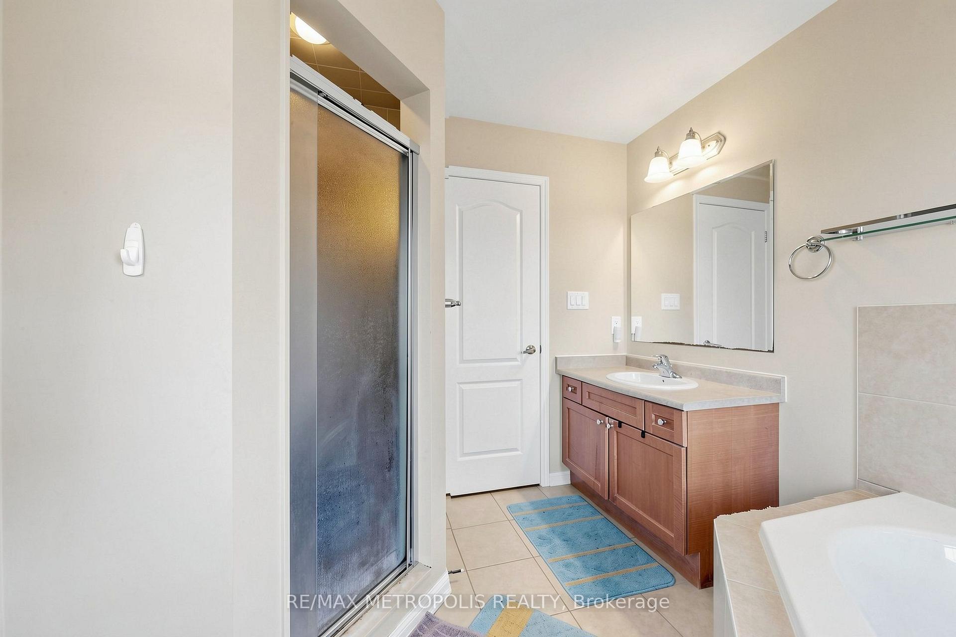 Photo 31 of 1913 Liatris Drive, Pickering, Duffin Heights — HOMEH