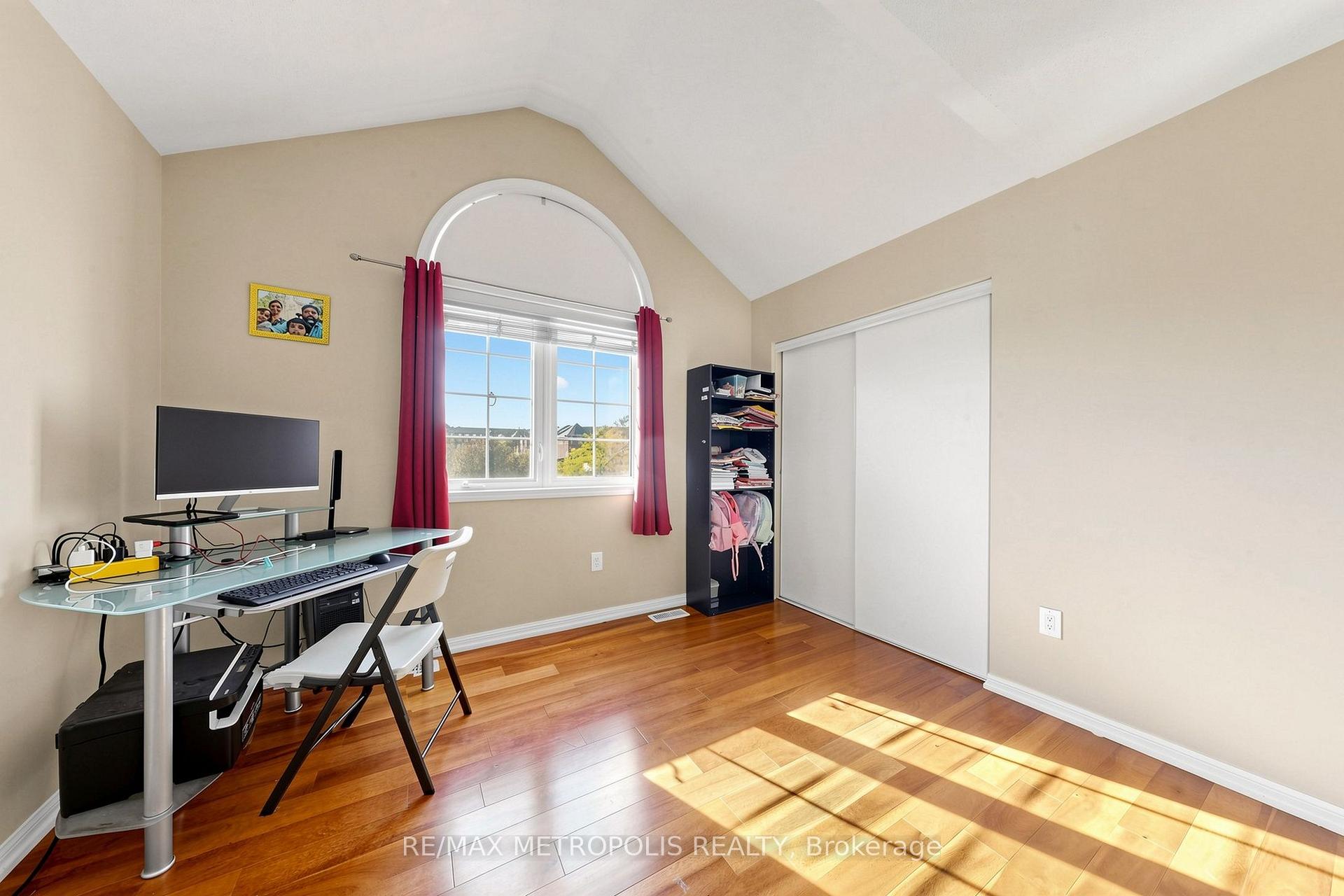 Photo 33 of 1913 Liatris Drive, Pickering, Duffin Heights — HOMEH
