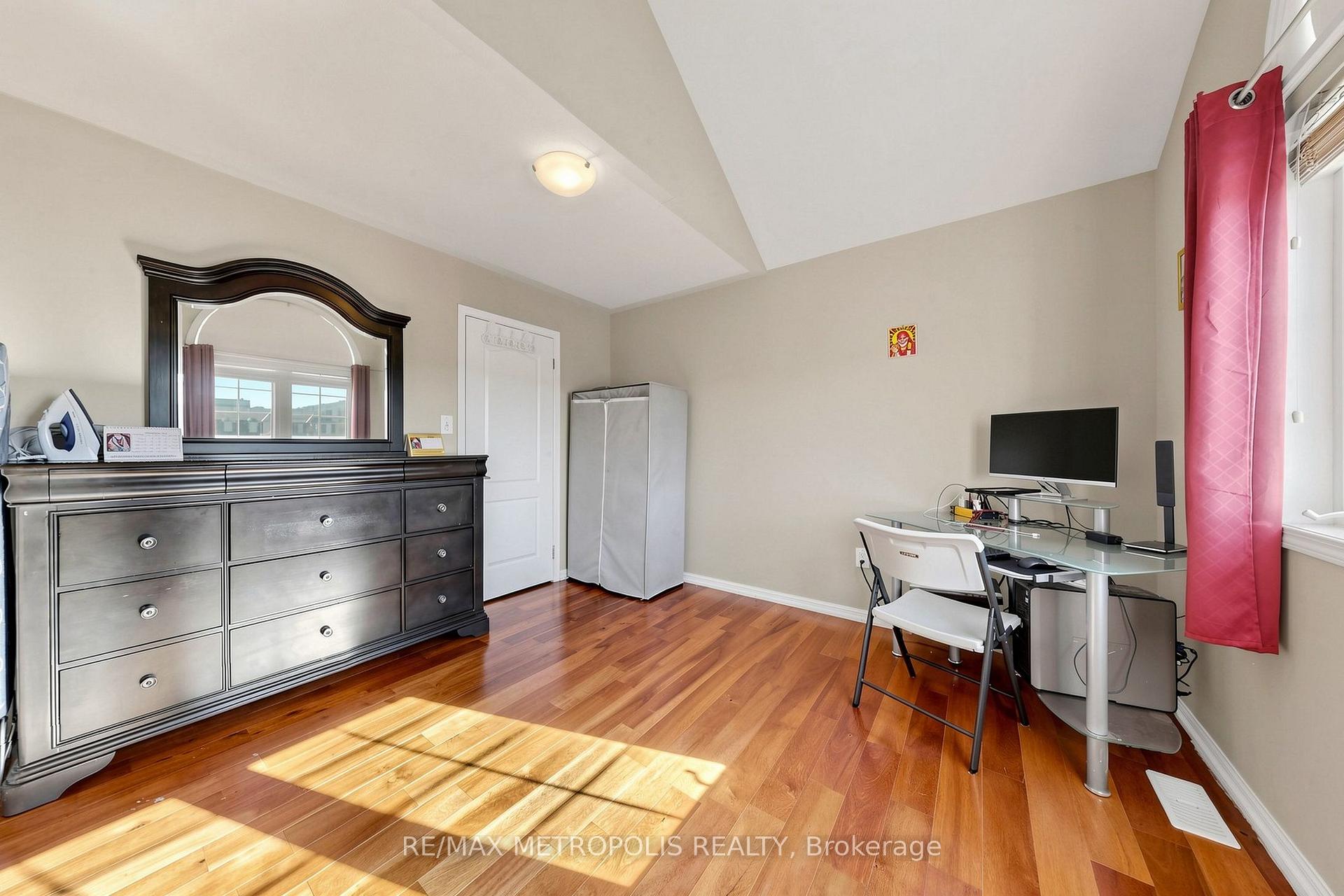 Photo 34 of 1913 Liatris Drive, Pickering, Duffin Heights — HOMEH