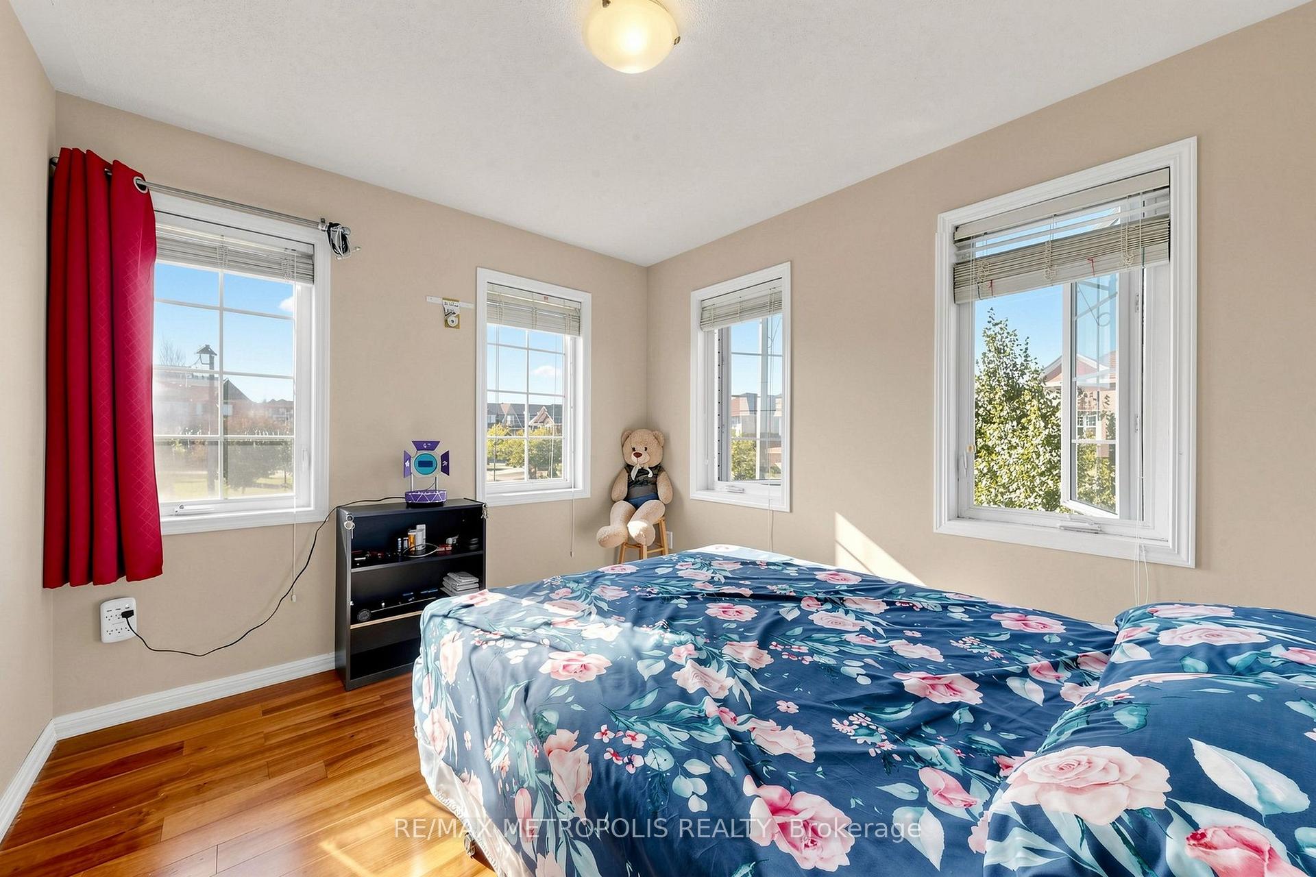 Photo 36 of 1913 Liatris Drive, Pickering, Duffin Heights — HOMEH