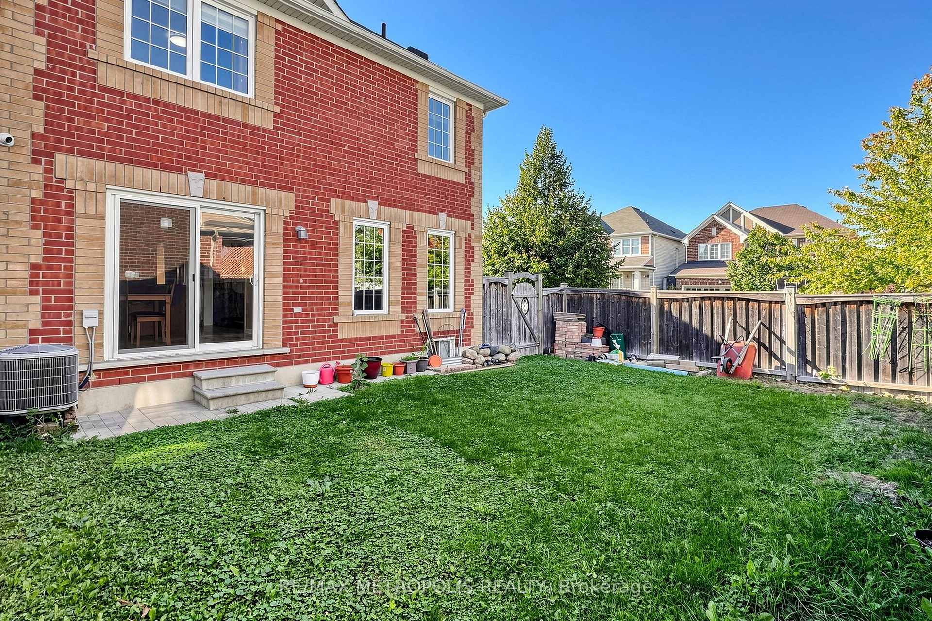 Photo 47 of 1913 Liatris Drive, Pickering, Duffin Heights — HOMEH