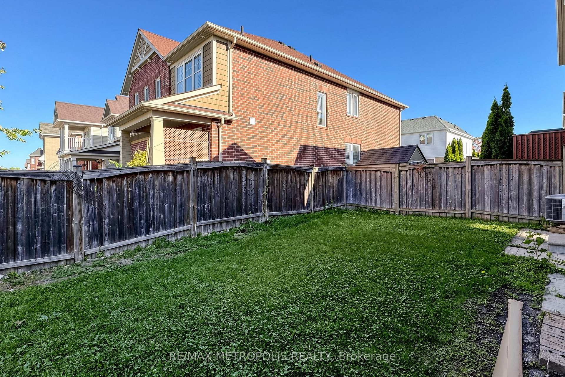 Photo 48 of 1913 Liatris Drive, Pickering, Duffin Heights — HOMEH