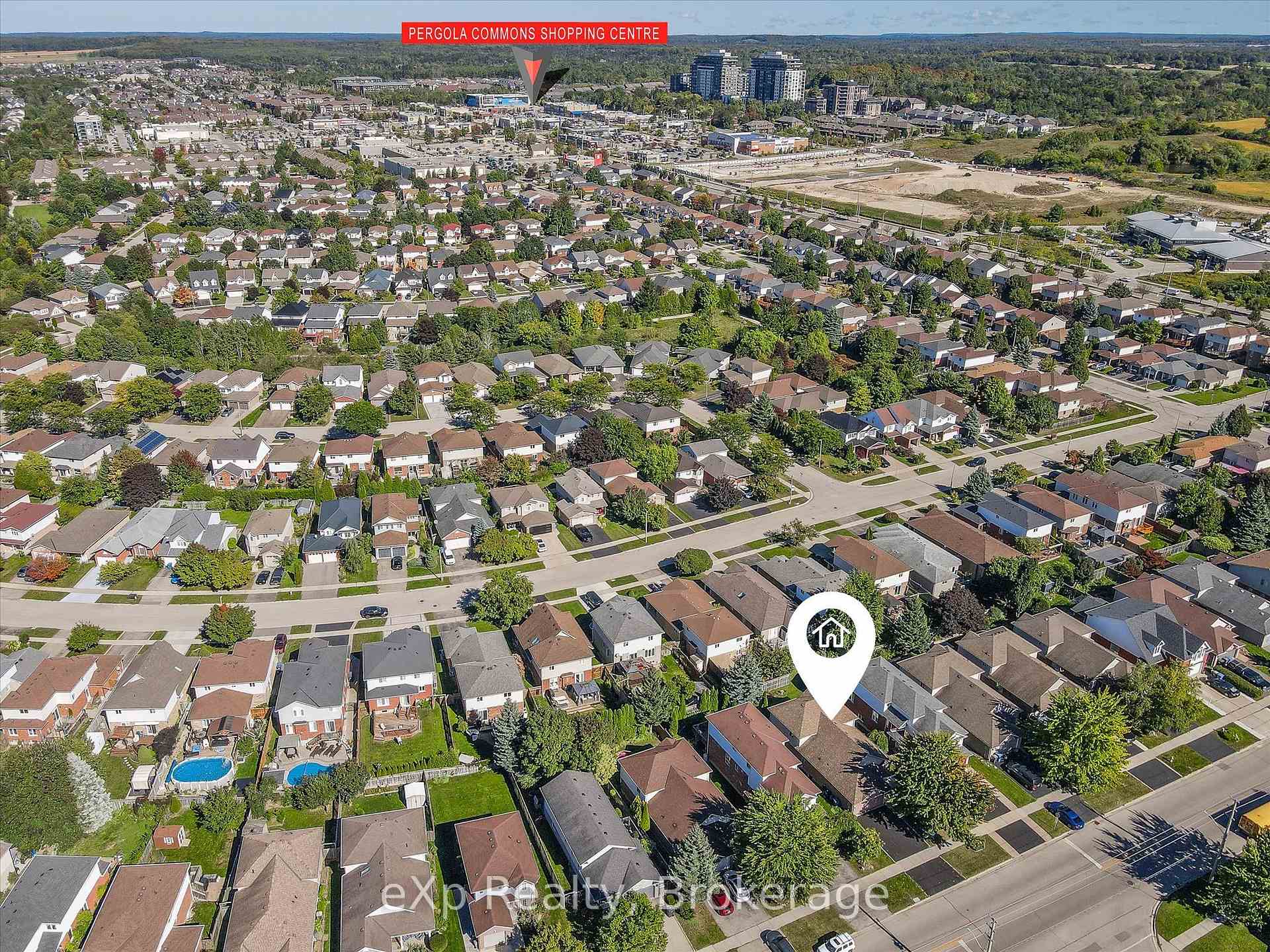 Photo 43 of 148 Clairfields Drive W, Guelph, Clairfields/Hanlon Business Park — HOMEH