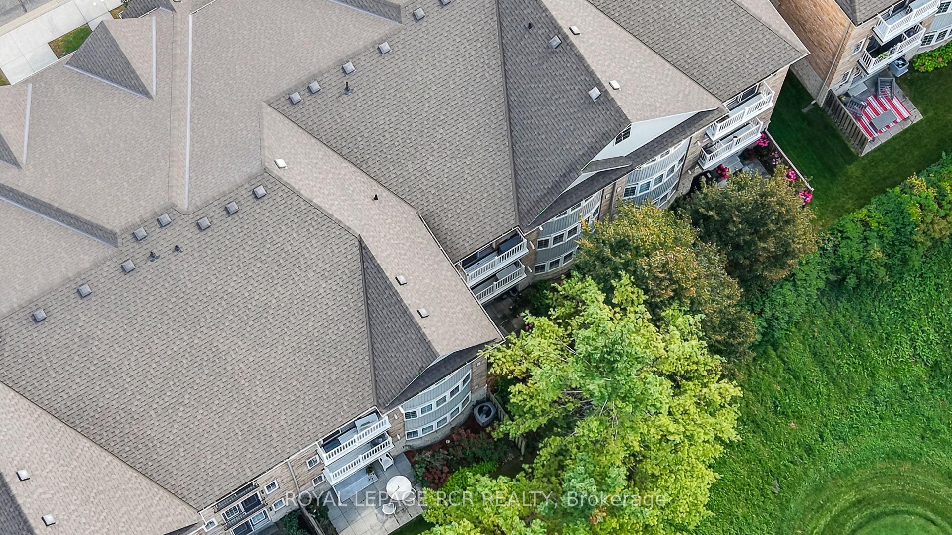 Photo 10 of Unit 11, 520 Silken Laumann Drive, Newmarket, Stonehaven-Wyndham — HOMEH