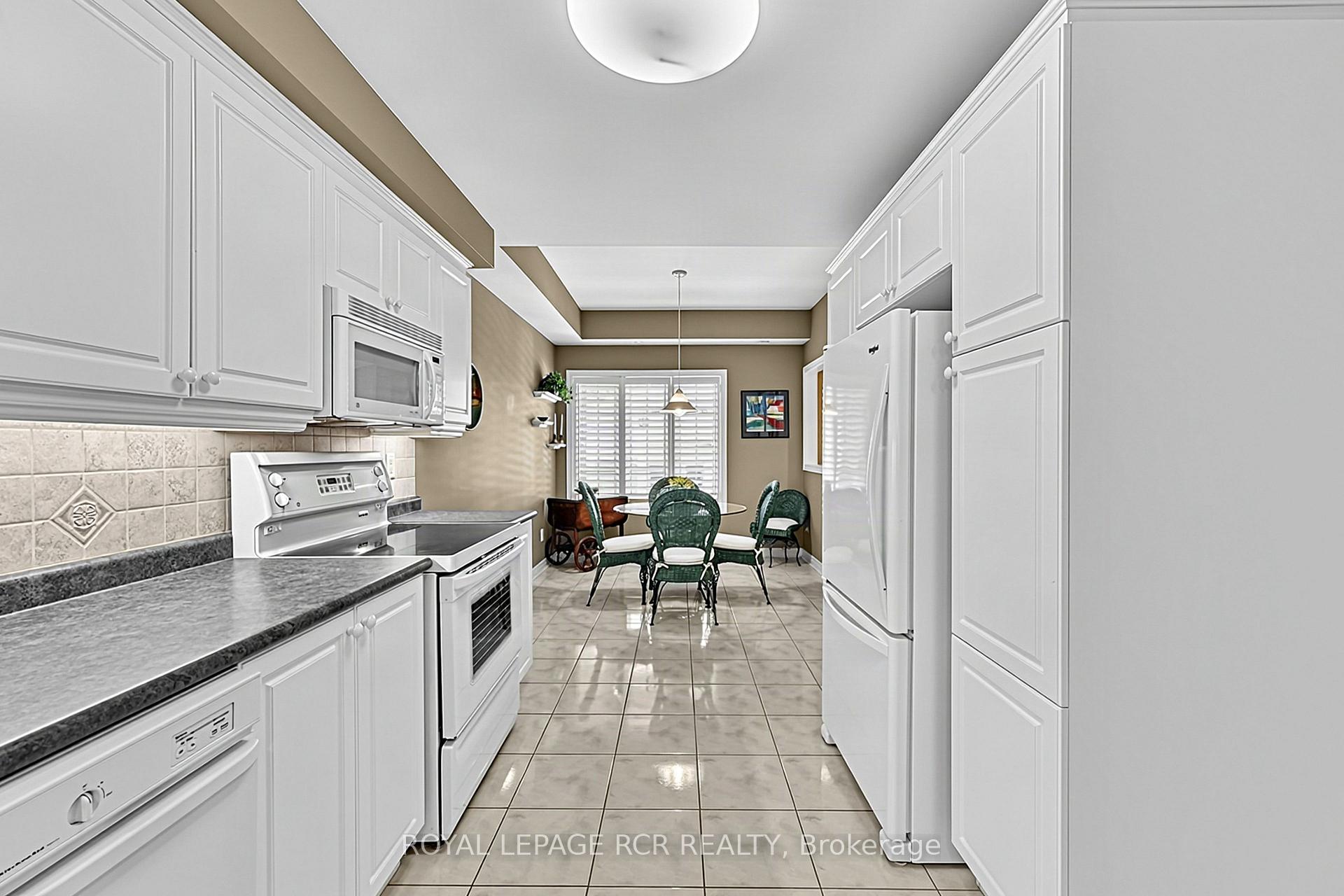 Photo 21 of Unit 11, 520 Silken Laumann Drive, Newmarket, Stonehaven-Wyndham — HOMEH