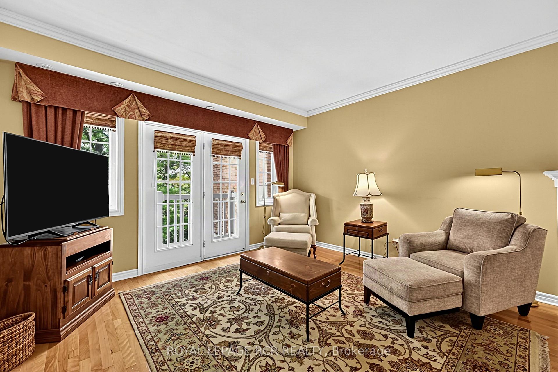 Photo 32 of Unit 11, 520 Silken Laumann Drive, Newmarket, Stonehaven-Wyndham — HOMEH