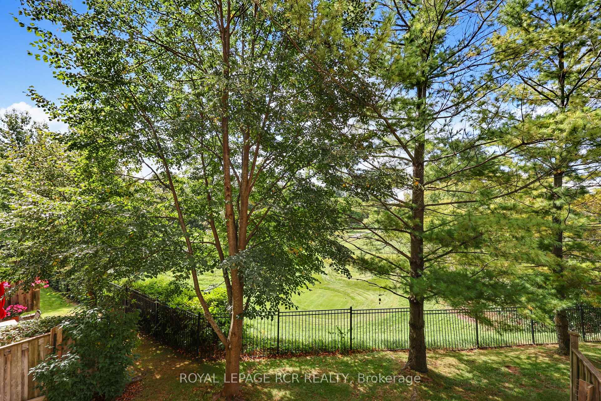 Photo 35 of Unit 11, 520 Silken Laumann Drive, Newmarket, Stonehaven-Wyndham — HOMEH