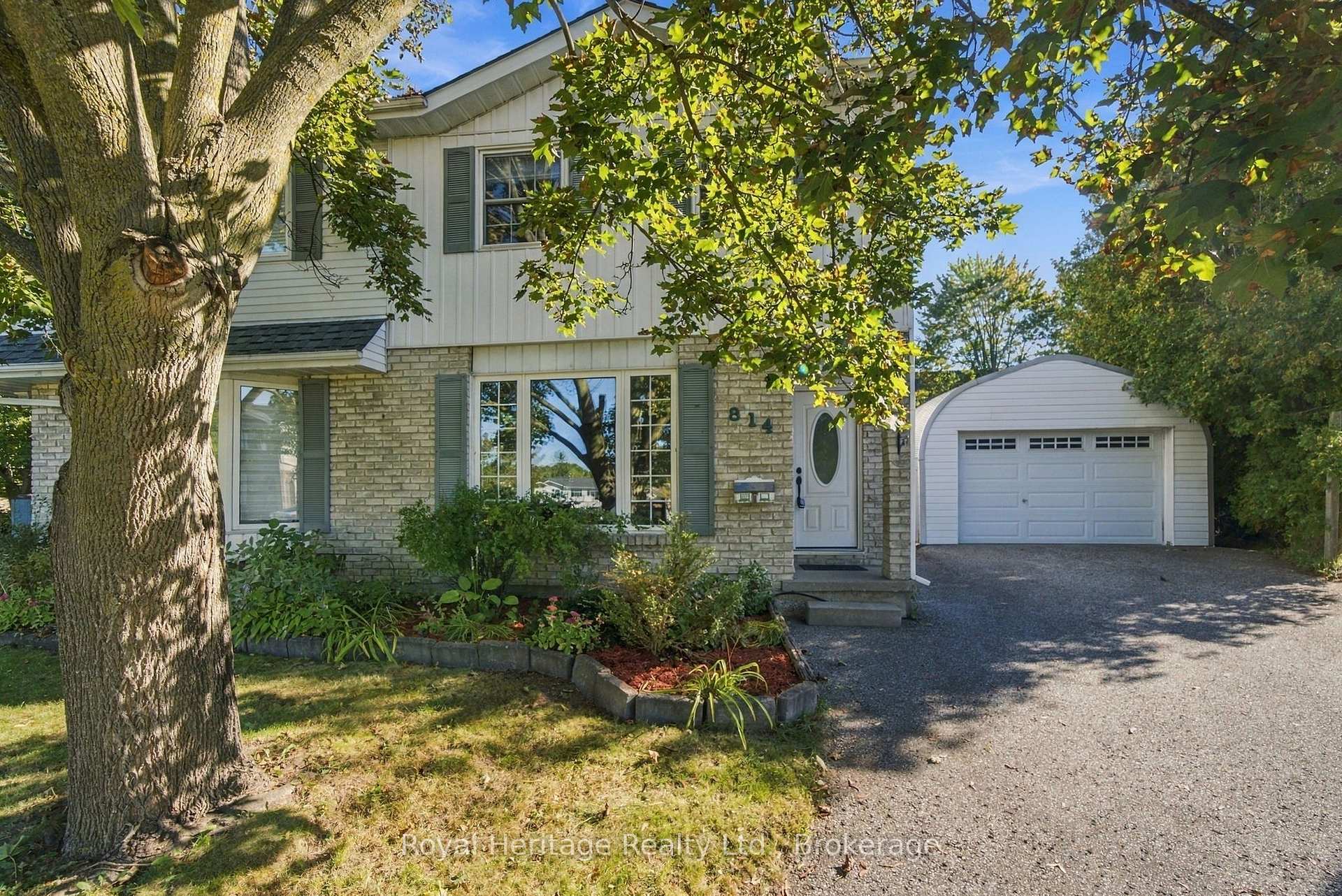 Photo of 814 Cavan Court
