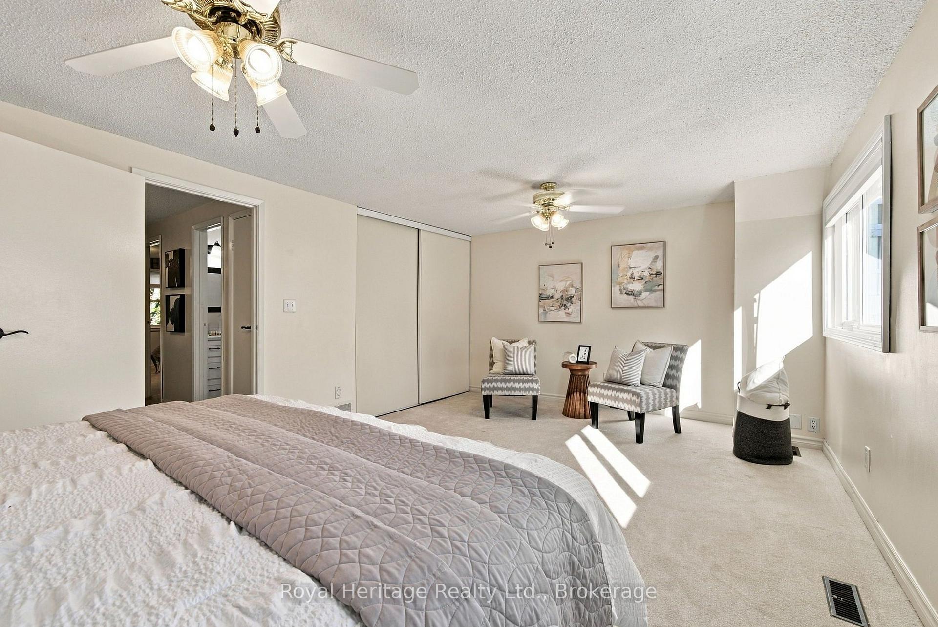 Photo 15 of 814 Cavan Court, Oshawa, Vanier — HOMEH