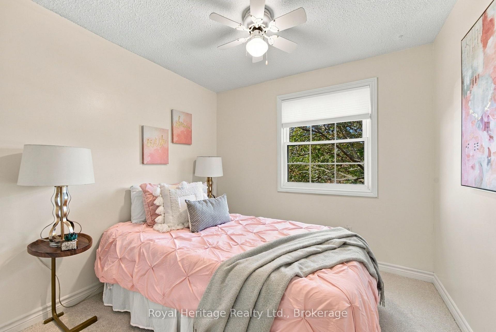 Photo 18 of 814 Cavan Court, Oshawa, Vanier — HOMEH
