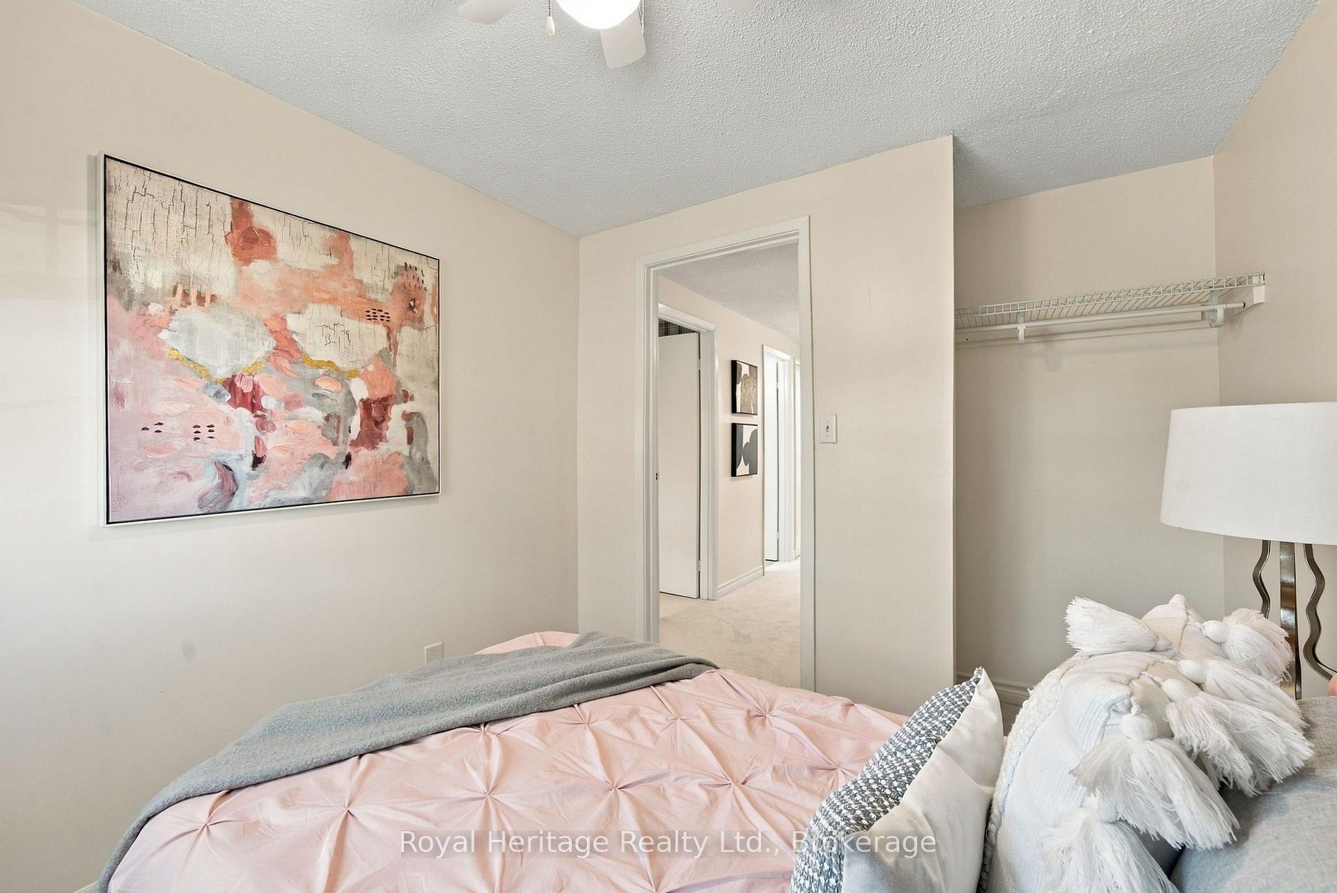 Photo 19 of 814 Cavan Court, Oshawa, Vanier — HOMEH