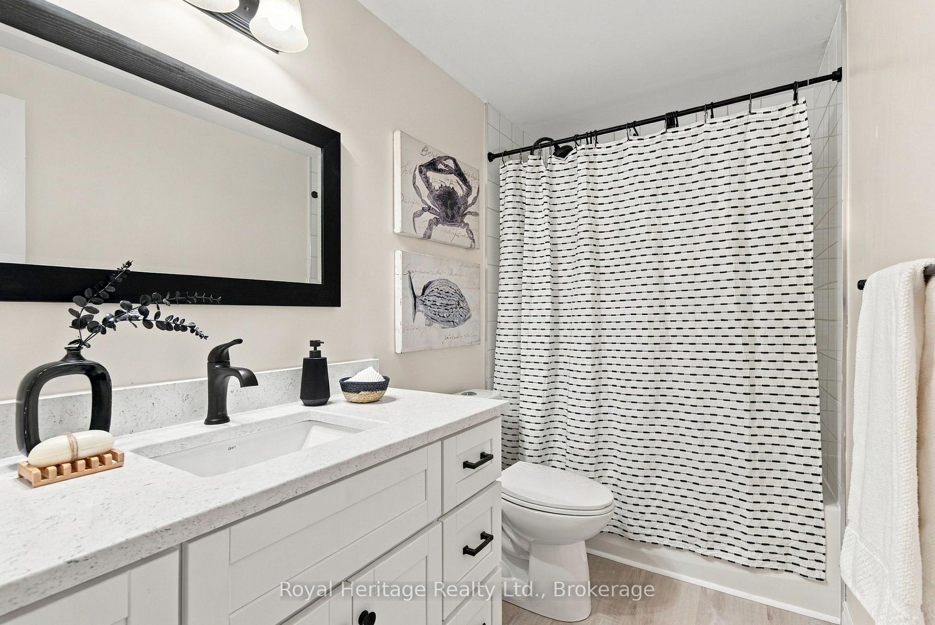 Photo 20 of 814 Cavan Court, Oshawa, Vanier — HOMEH