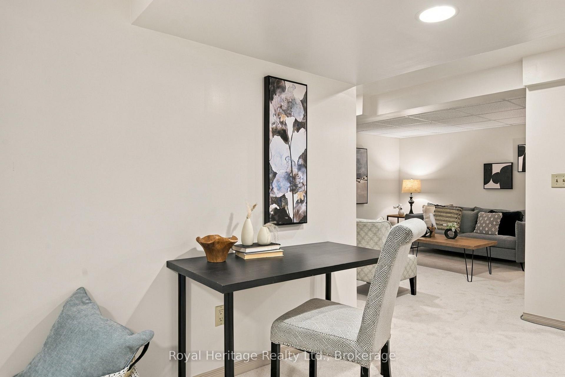 Photo 23 of 814 Cavan Court, Oshawa, Vanier — HOMEH