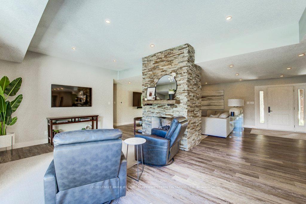 Photo 14 of 345 Old Stone Road, Waterloo, Colonial Acres — HOMEH