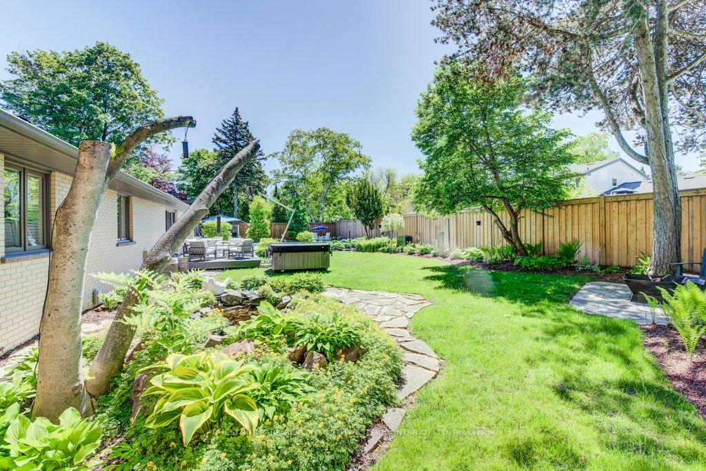 Photo 42 of 345 Old Stone Road, Waterloo, Colonial Acres — HOMEH