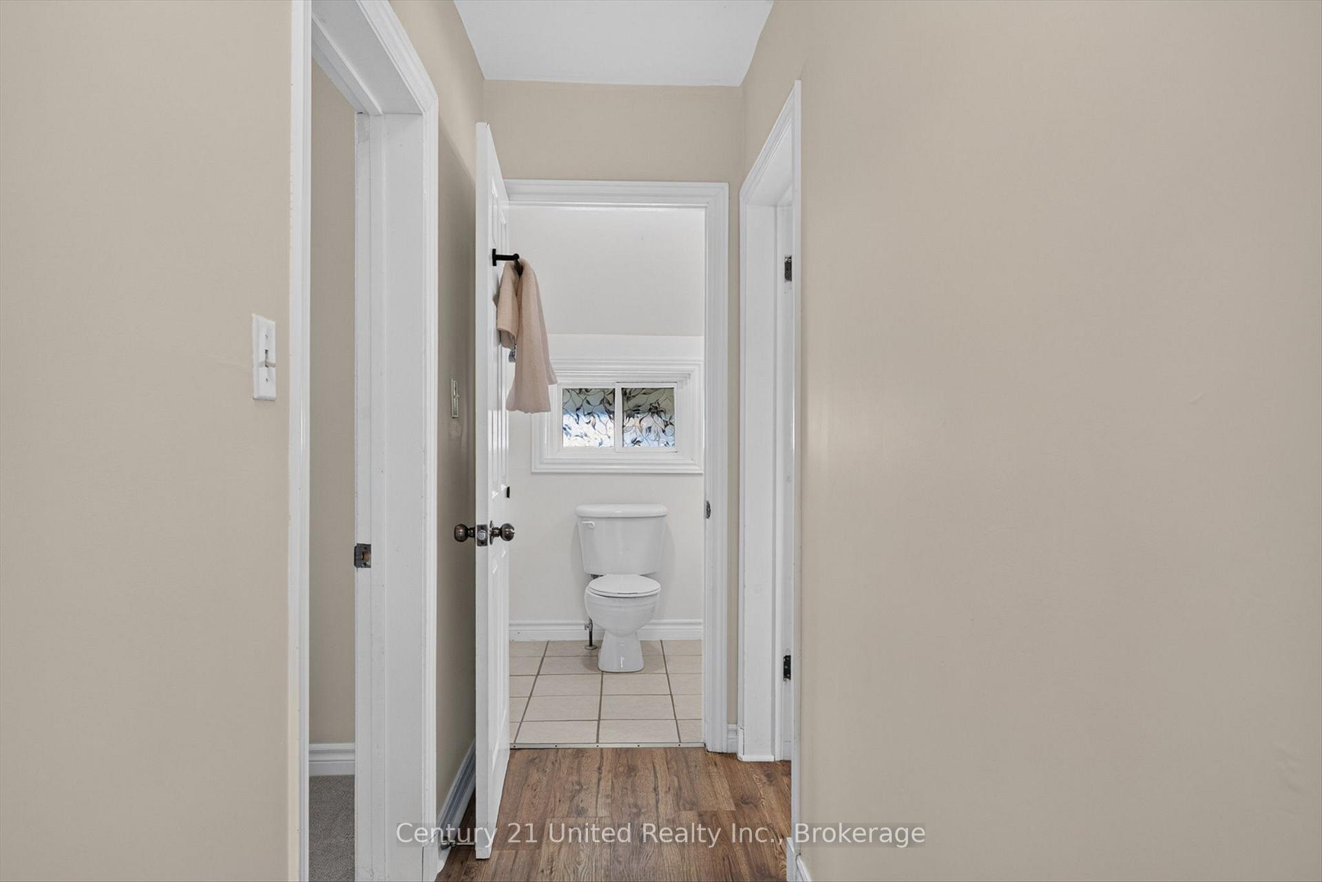 Photo 21 of 4 Bertie Street, Kawartha Lakes, Lindsay — HOMEH