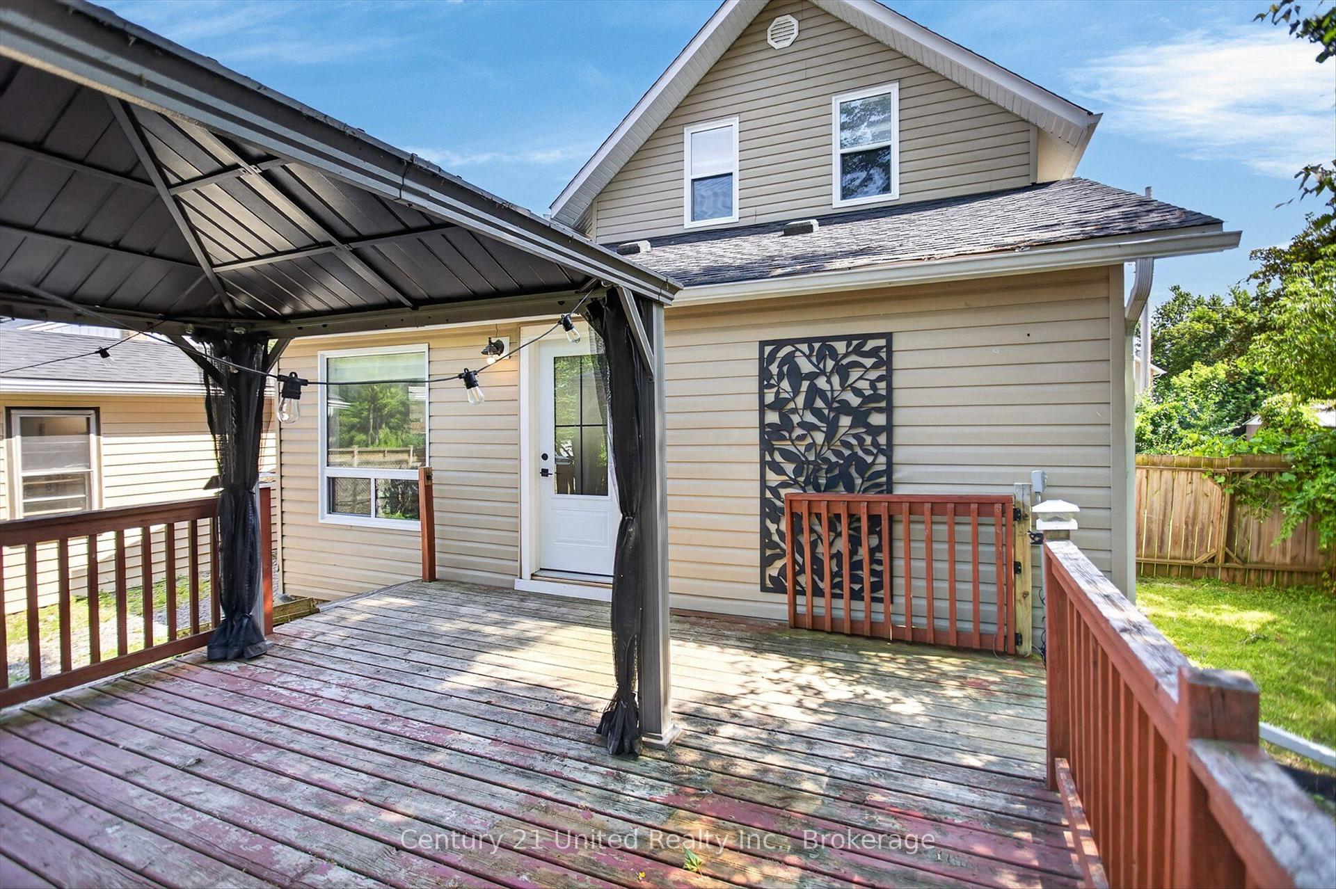 Photo 38 of 4 Bertie Street, Kawartha Lakes, Lindsay — HOMEH