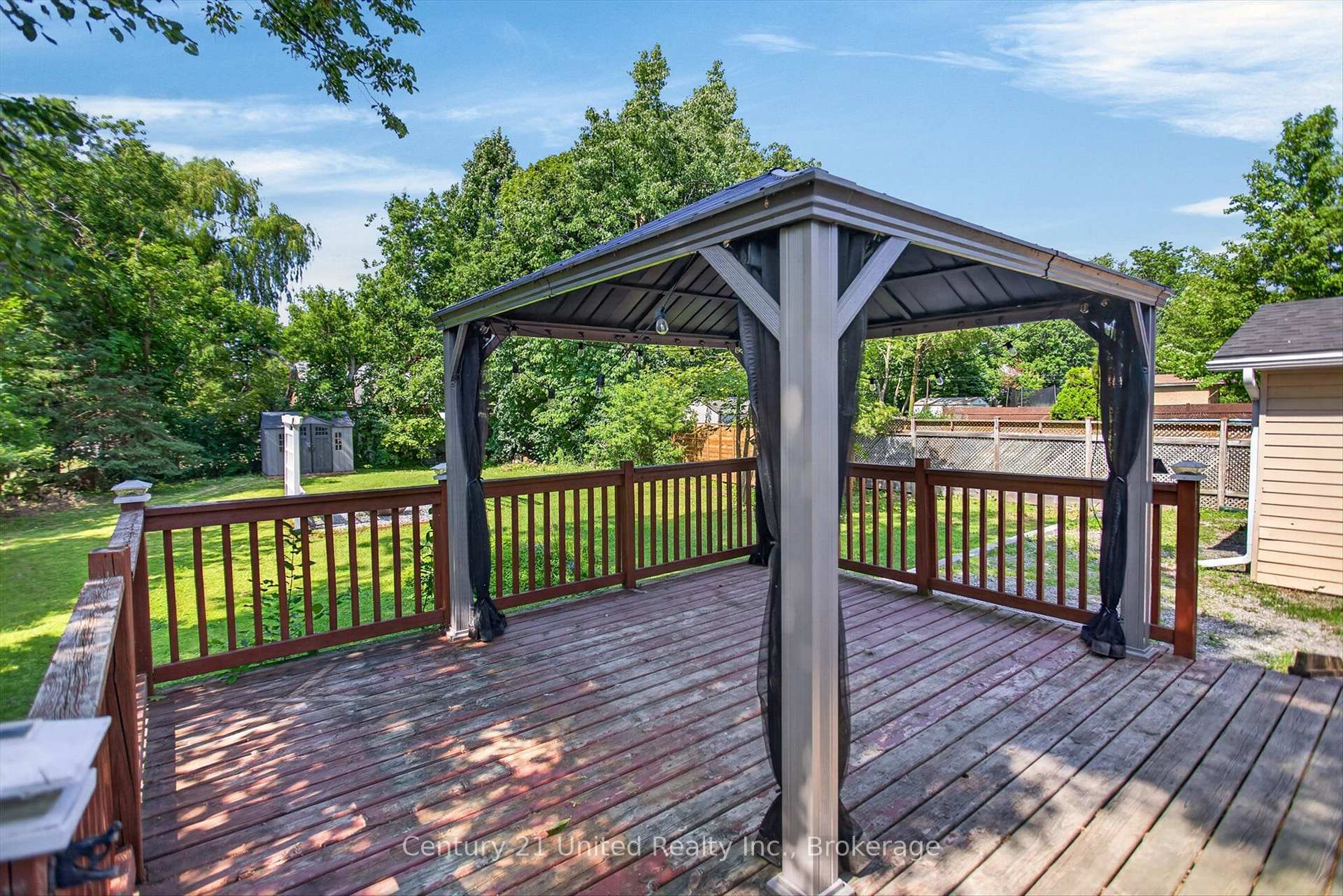 Photo 40 of 4 Bertie Street, Kawartha Lakes, Lindsay — HOMEH
