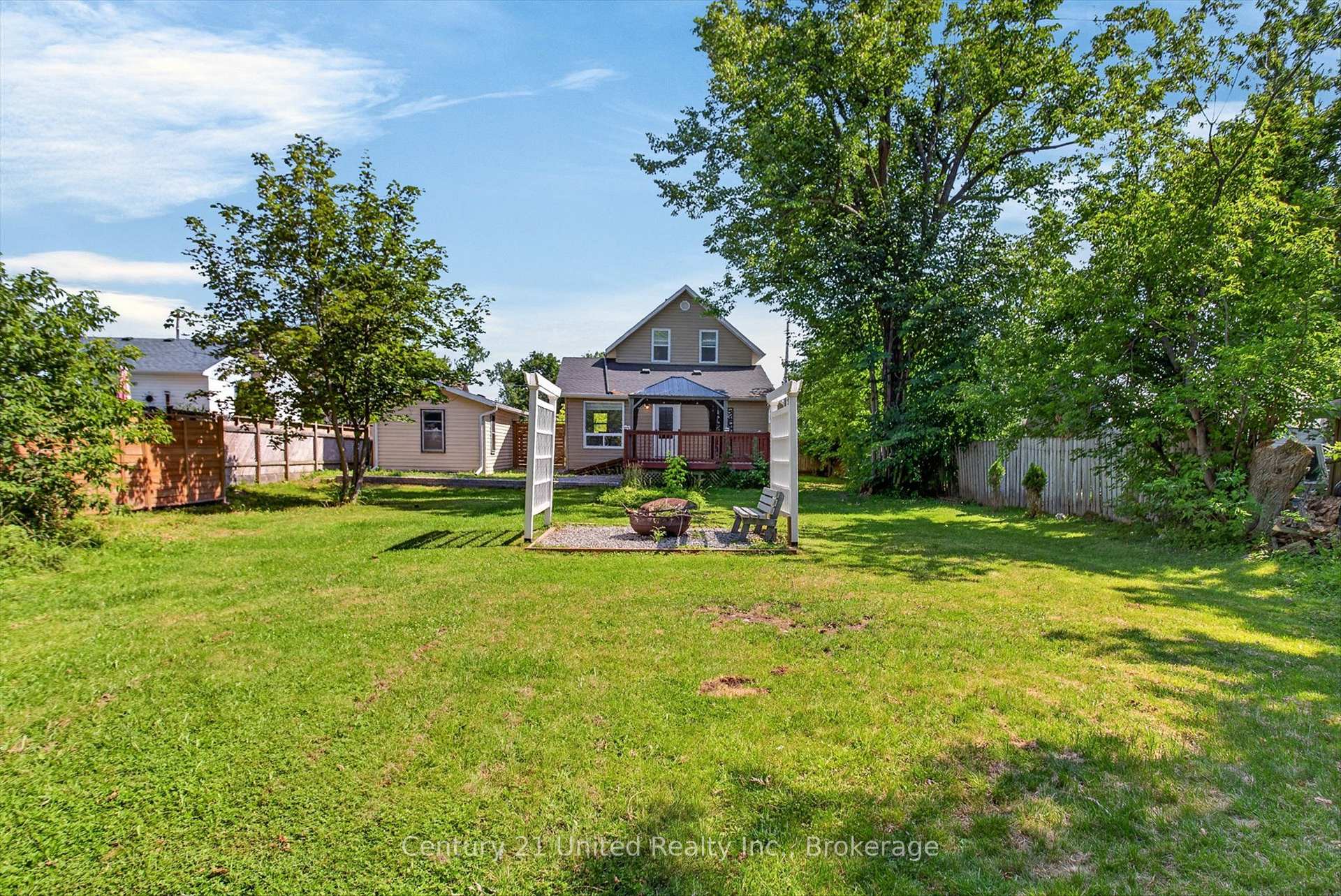 Photo 46 of 4 Bertie Street, Kawartha Lakes, Lindsay — HOMEH