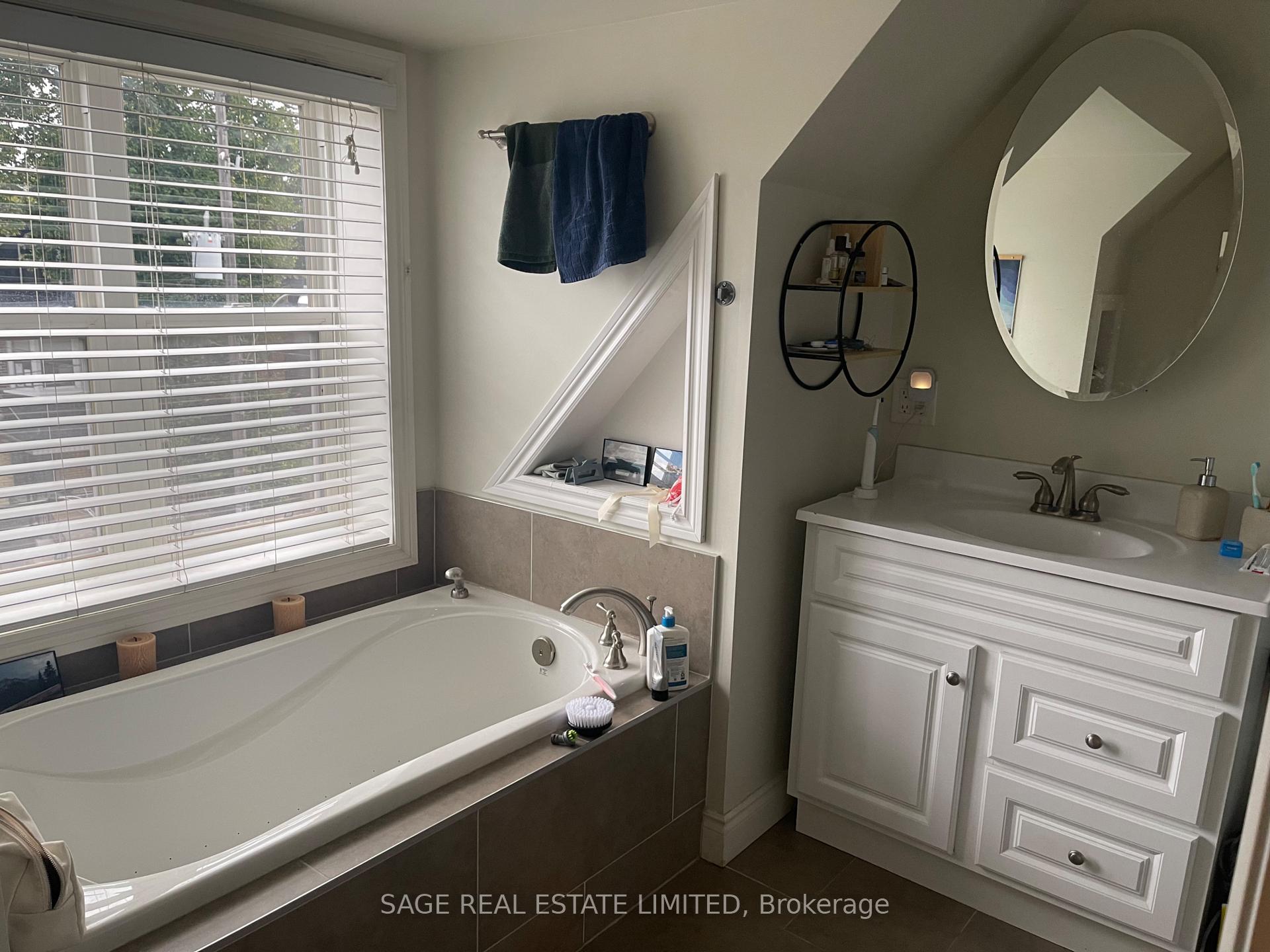 Photo 13 of Unit 2nd Flr, 716 Ossington Avenue, Toronto, Dufferin Grove — HOMEH