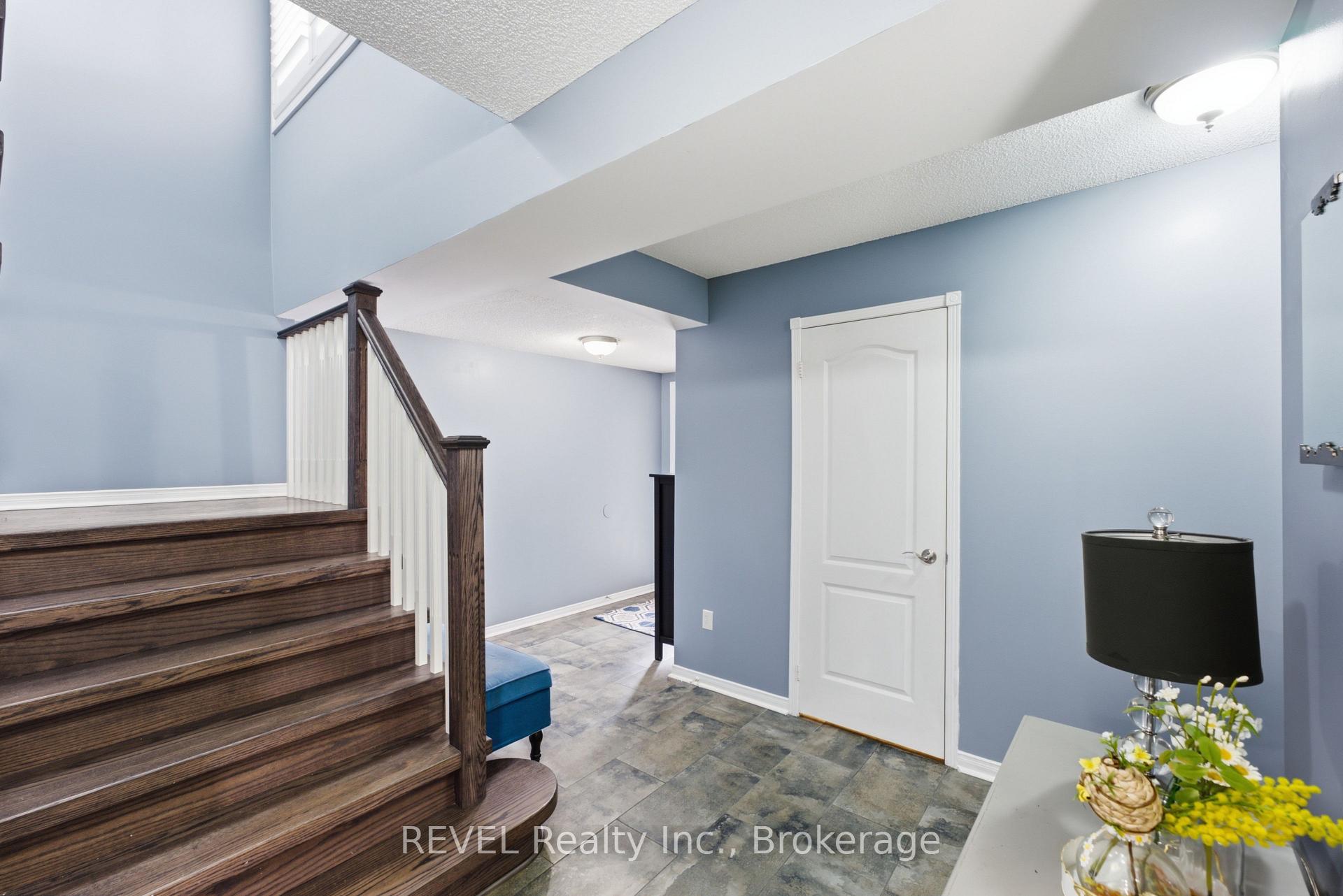 Photo 21 of 20 Hayloft Court, Brampton, Fletcher's Creek Village — HOMEH