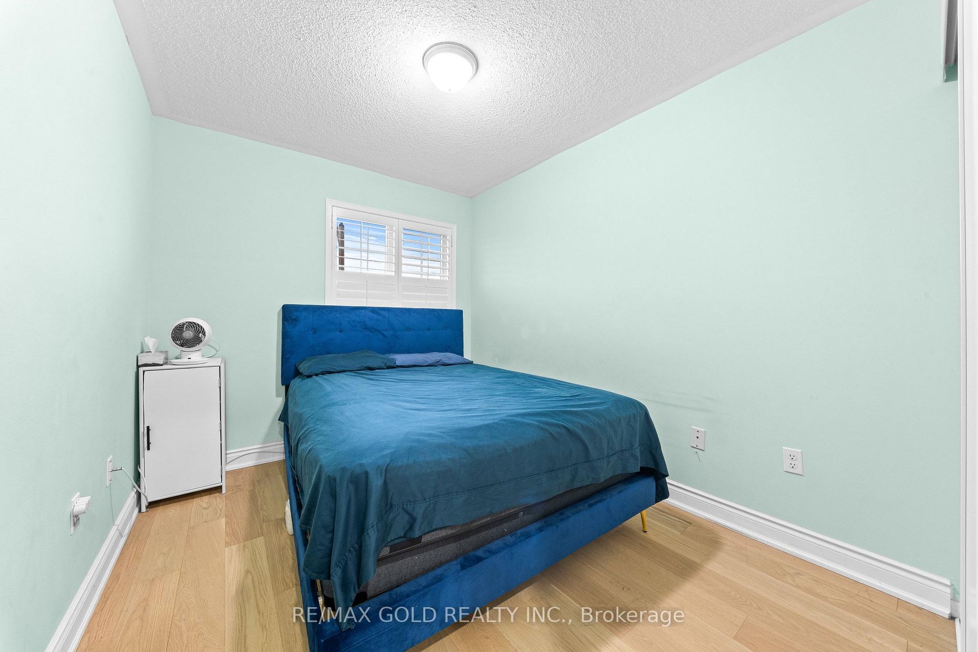 Photo 14 of 107 Crystalview Crescent, Brampton, Bram East — HOMEH