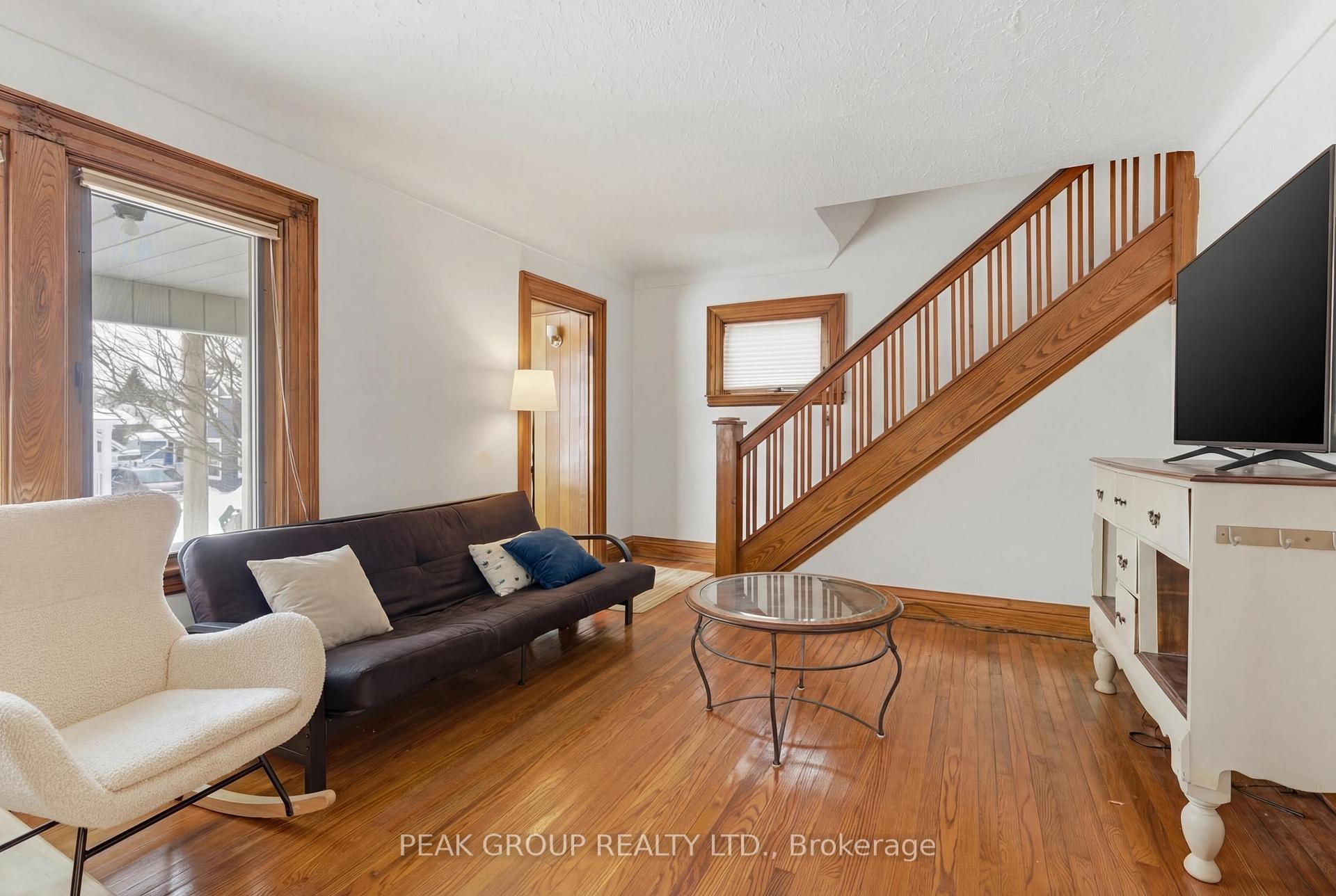 Photo 2 of 6289 Ker Street, Niagara Falls, Dorchester — HOMEH