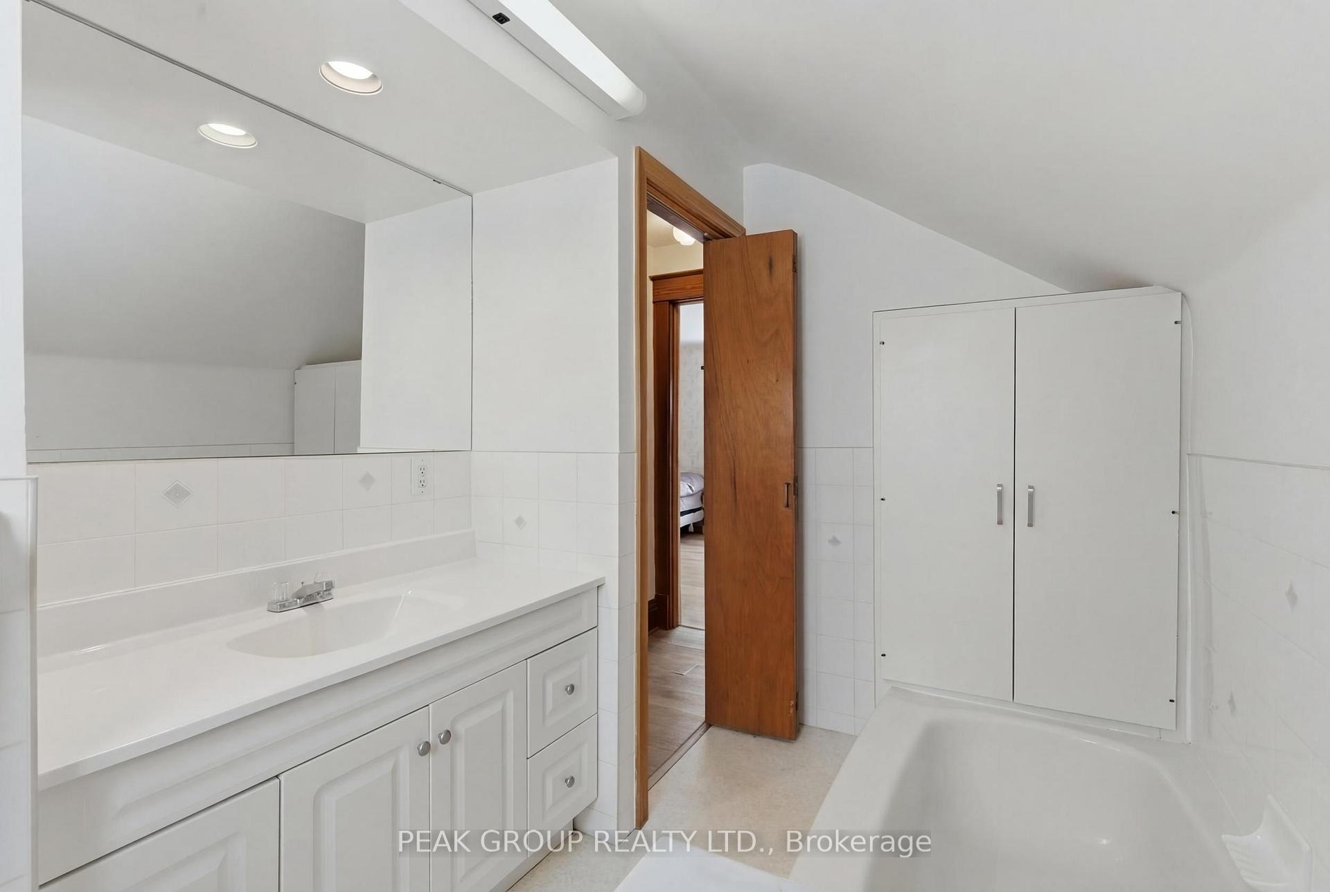 Photo 16 of 6289 Ker Street, Niagara Falls, Dorchester — HOMEH