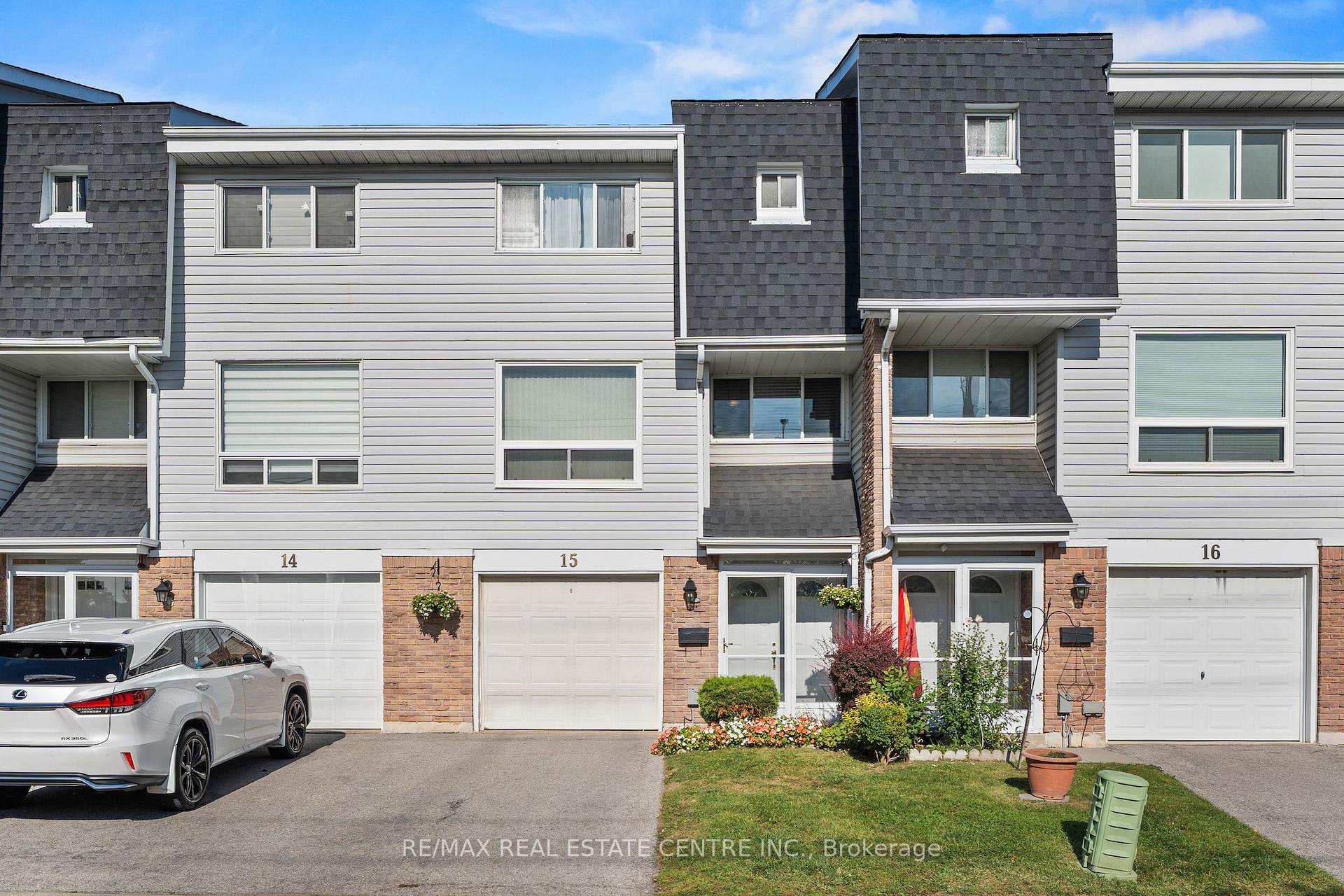 Photo 2 of Unit 15, 33 Celeste Drive, Scarborough, West Hill — HOMEH