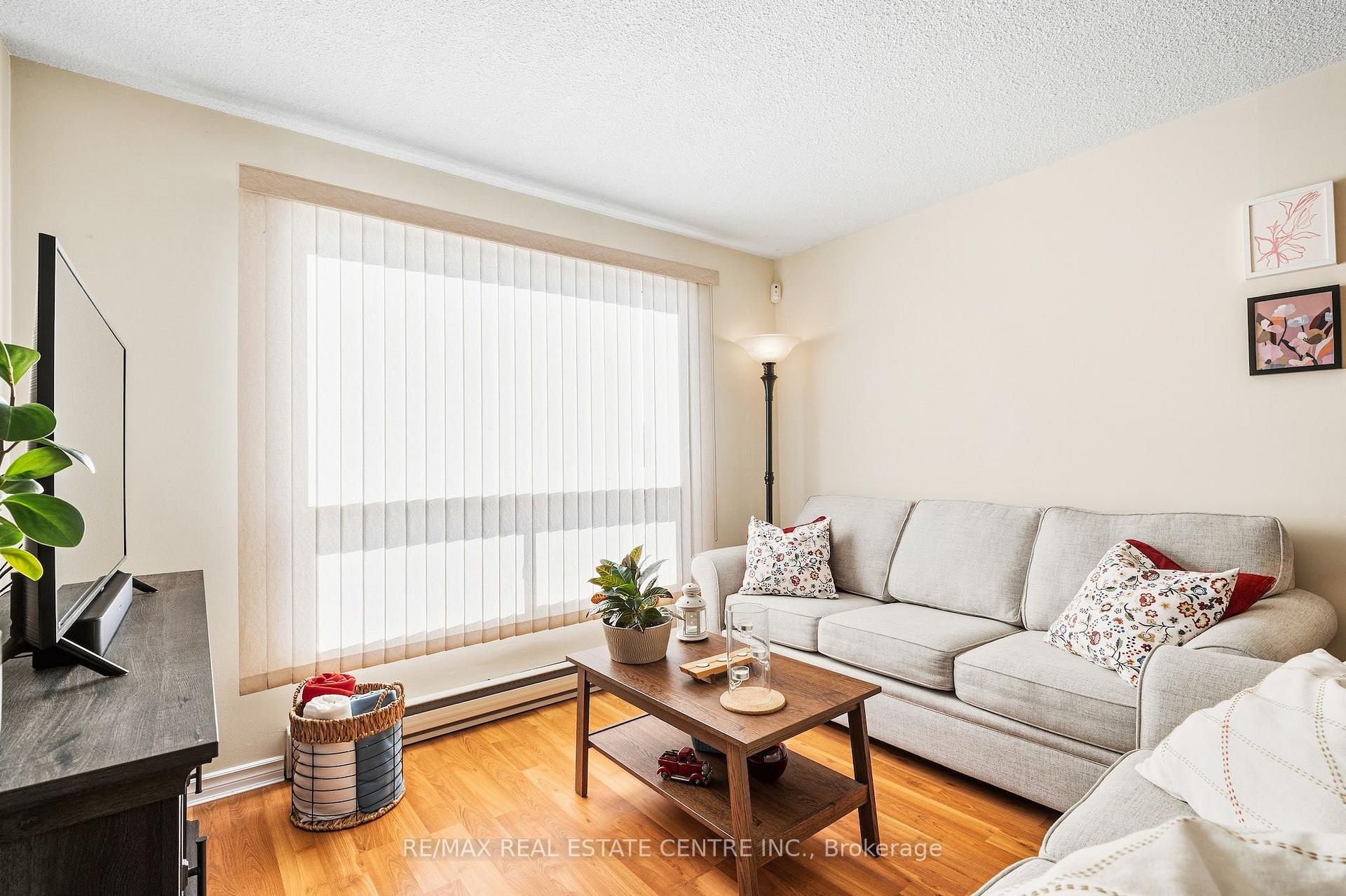Photo 16 of Unit 15, 33 Celeste Drive, Scarborough, West Hill — HOMEH