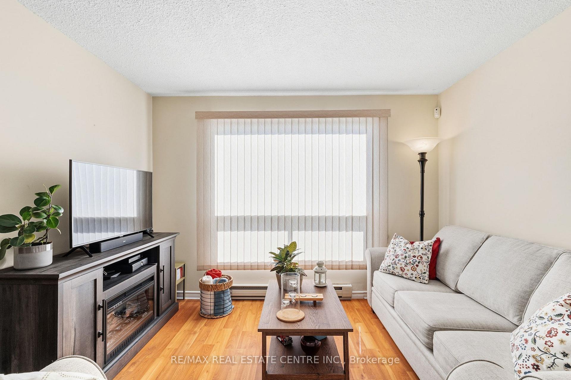 Photo 17 of Unit 15, 33 Celeste Drive, Scarborough, West Hill — HOMEH