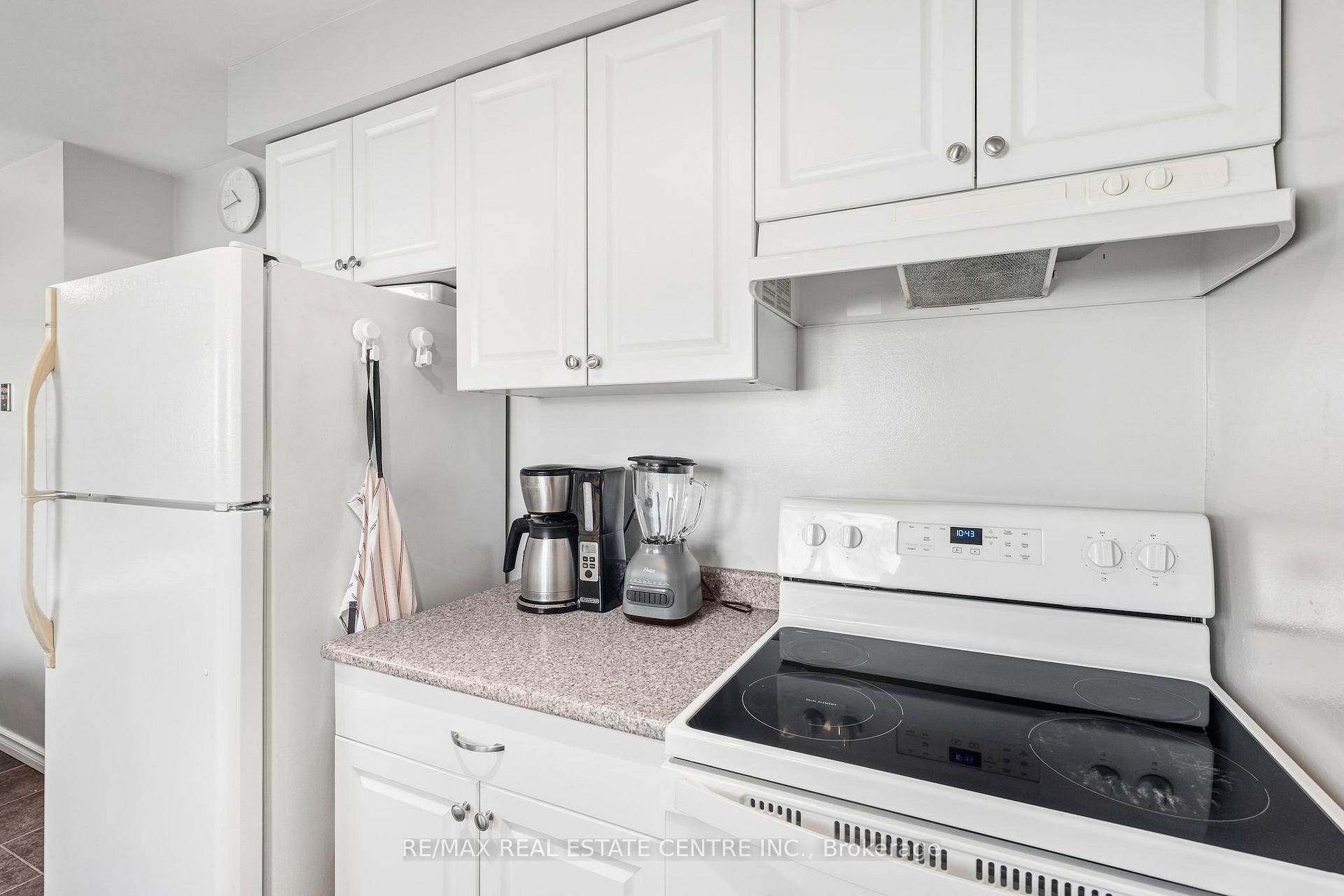 Photo 24 of Unit 15, 33 Celeste Drive, Scarborough, West Hill — HOMEH