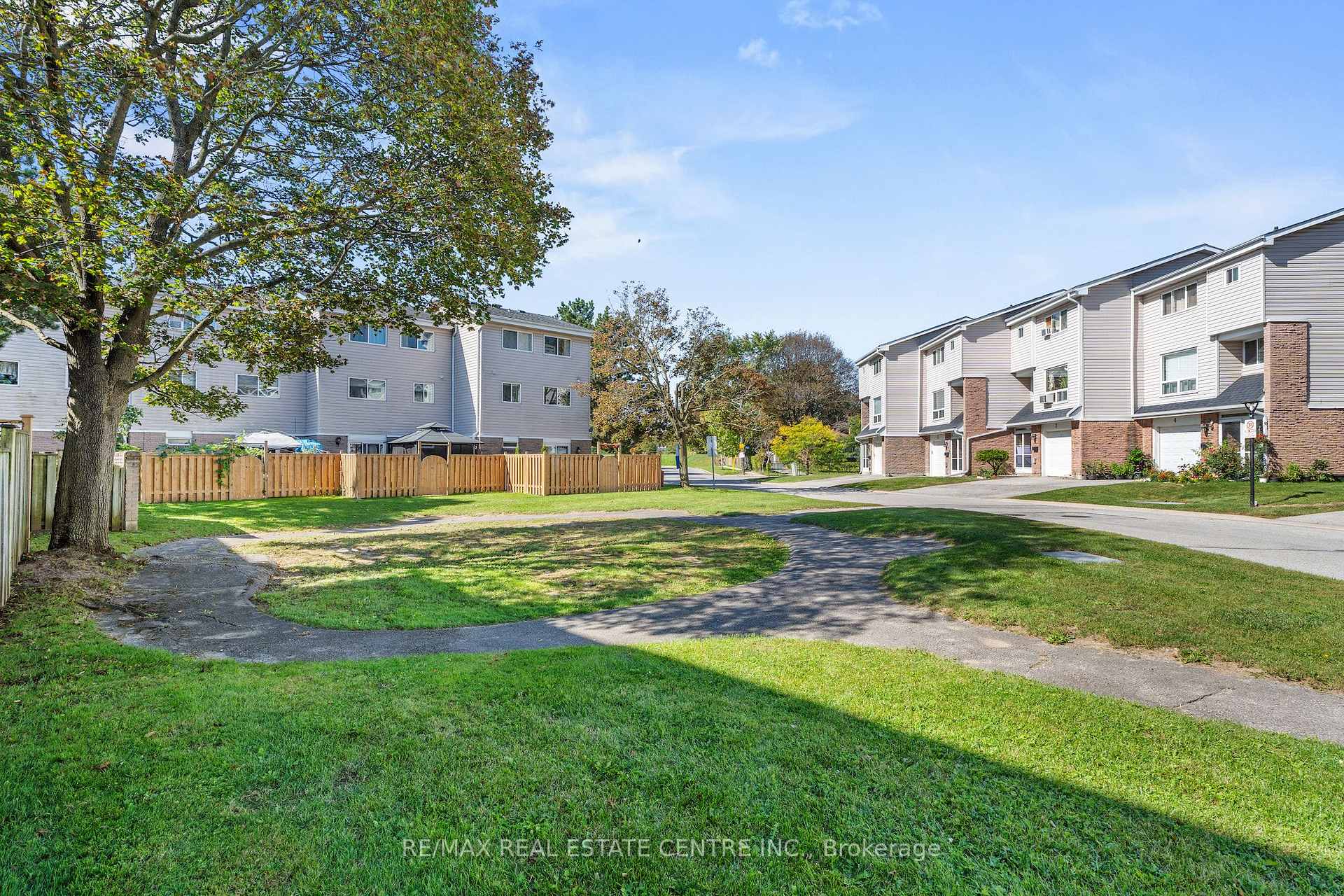 Photo 48 of Unit 15, 33 Celeste Drive, Scarborough, West Hill — HOMEH