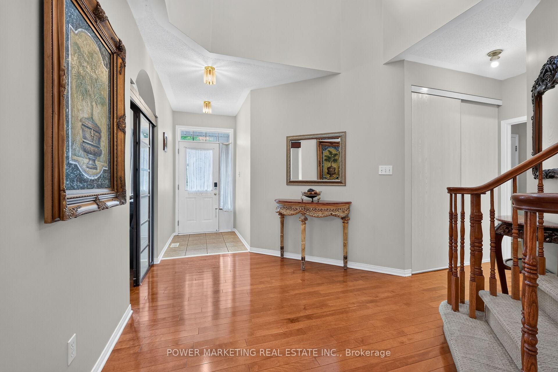 Photo 7 of 2165 Blue Willow Crescent, Ottawa, Chapel Hill South - Orleans Village — HOMEH