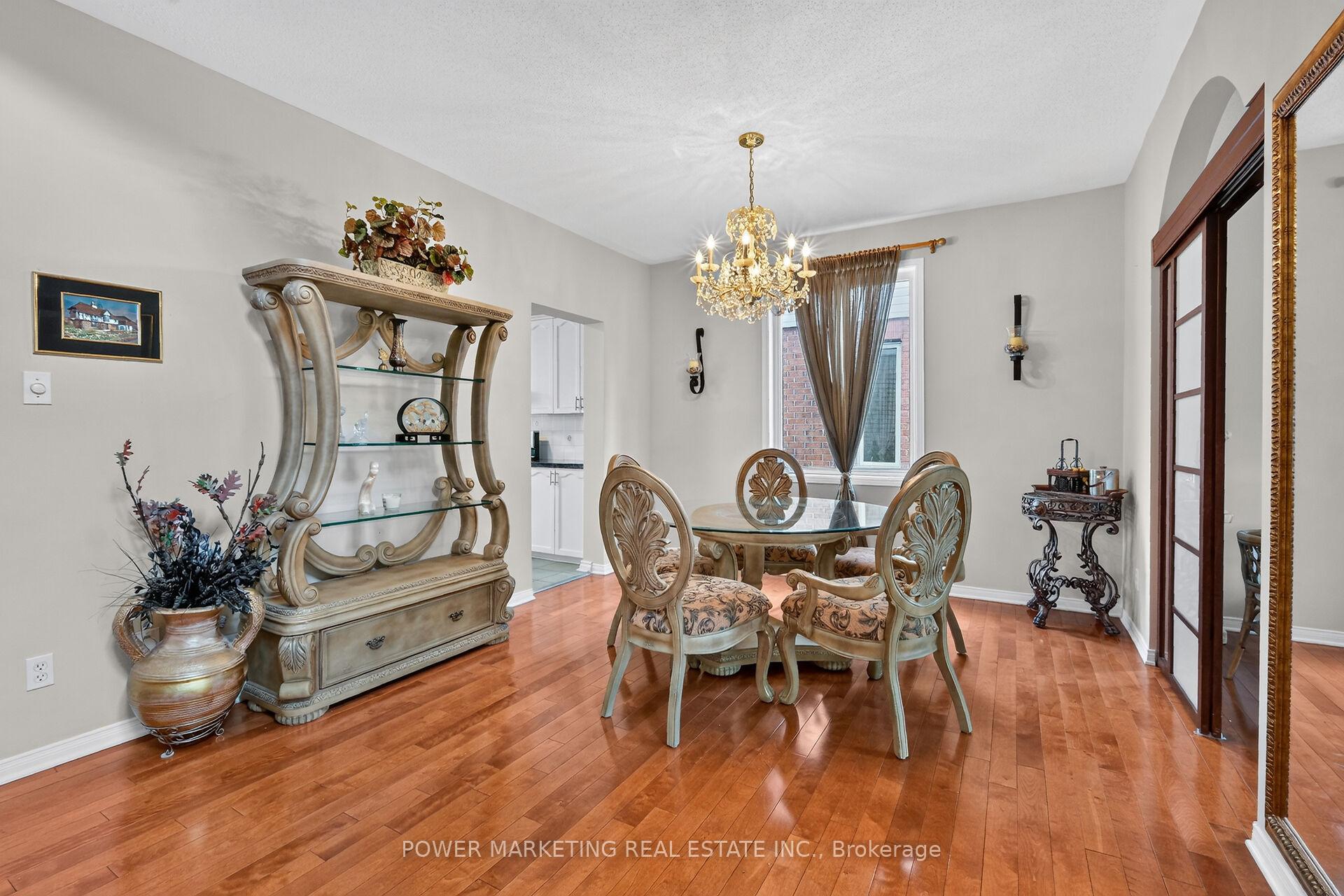 Photo 8 of 2165 Blue Willow Crescent, Ottawa, Chapel Hill South - Orleans Village — HOMEH